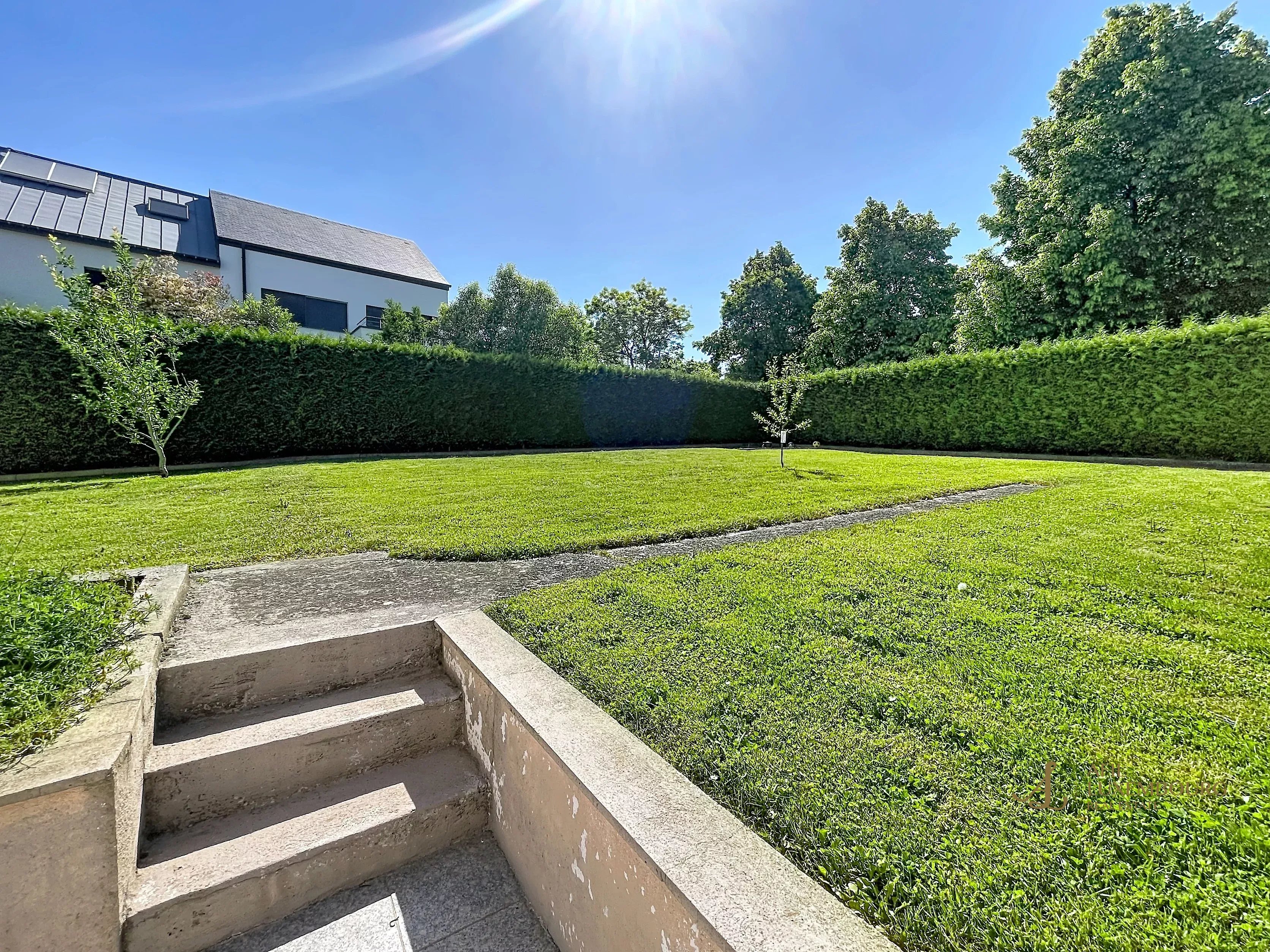 Sale Village house Schouweiler