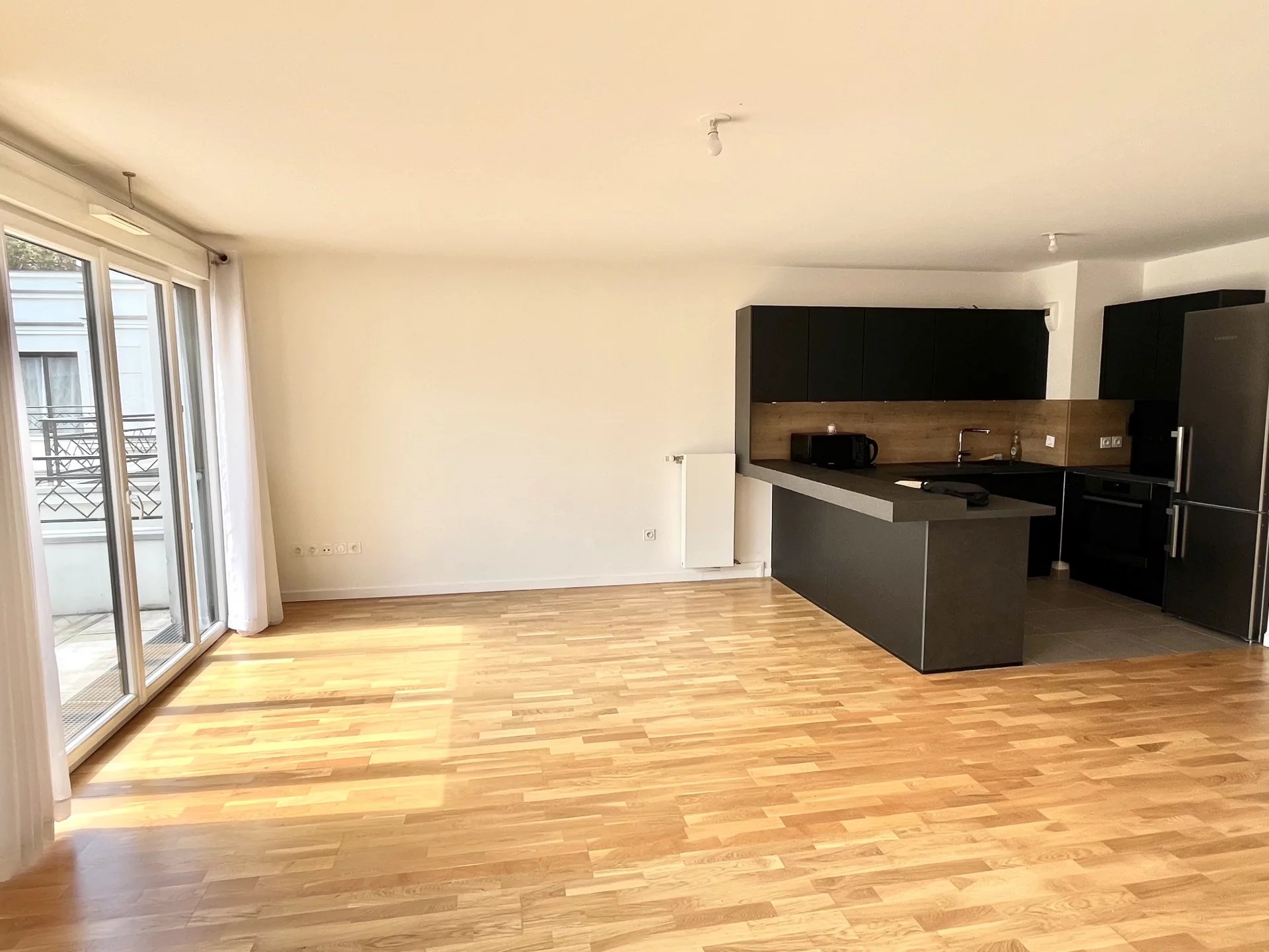 92140 CLAMART - APPARTEMENT 3/4 PIÈCES AVEC BALCON ET PARKING - Image 1
