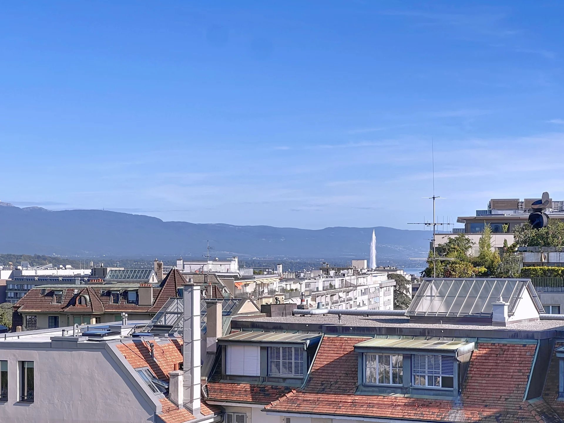 Superbe attique au sein d’une résidence de prestige – Champel