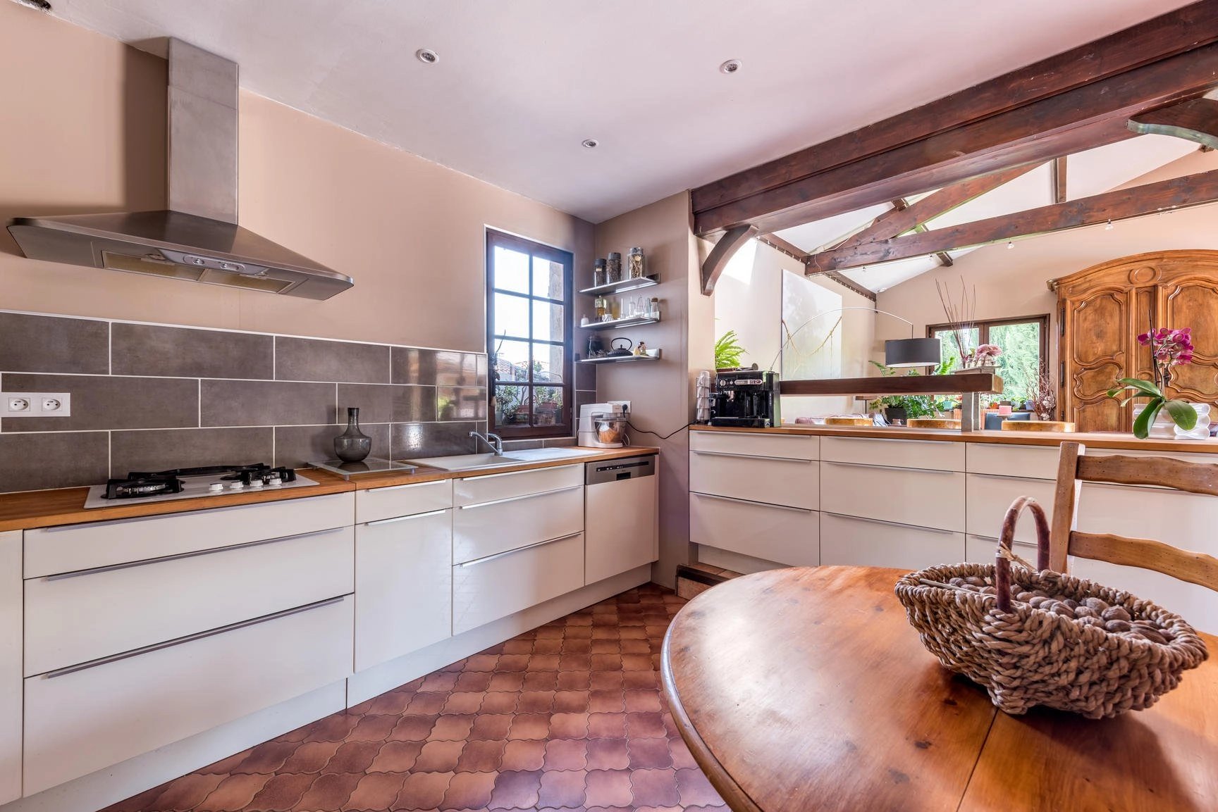 Maison à Chasselay avec appart indépendant