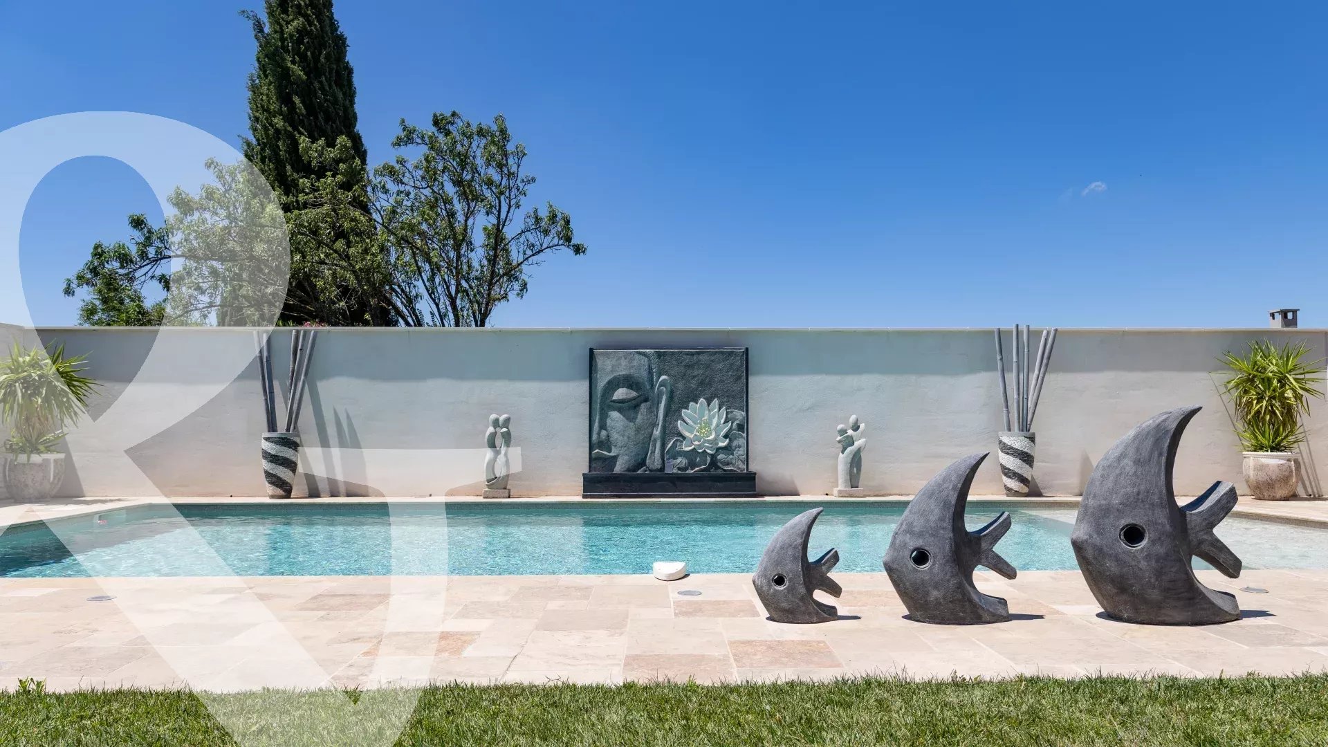 PROPRIETE AVEC 3 GITES