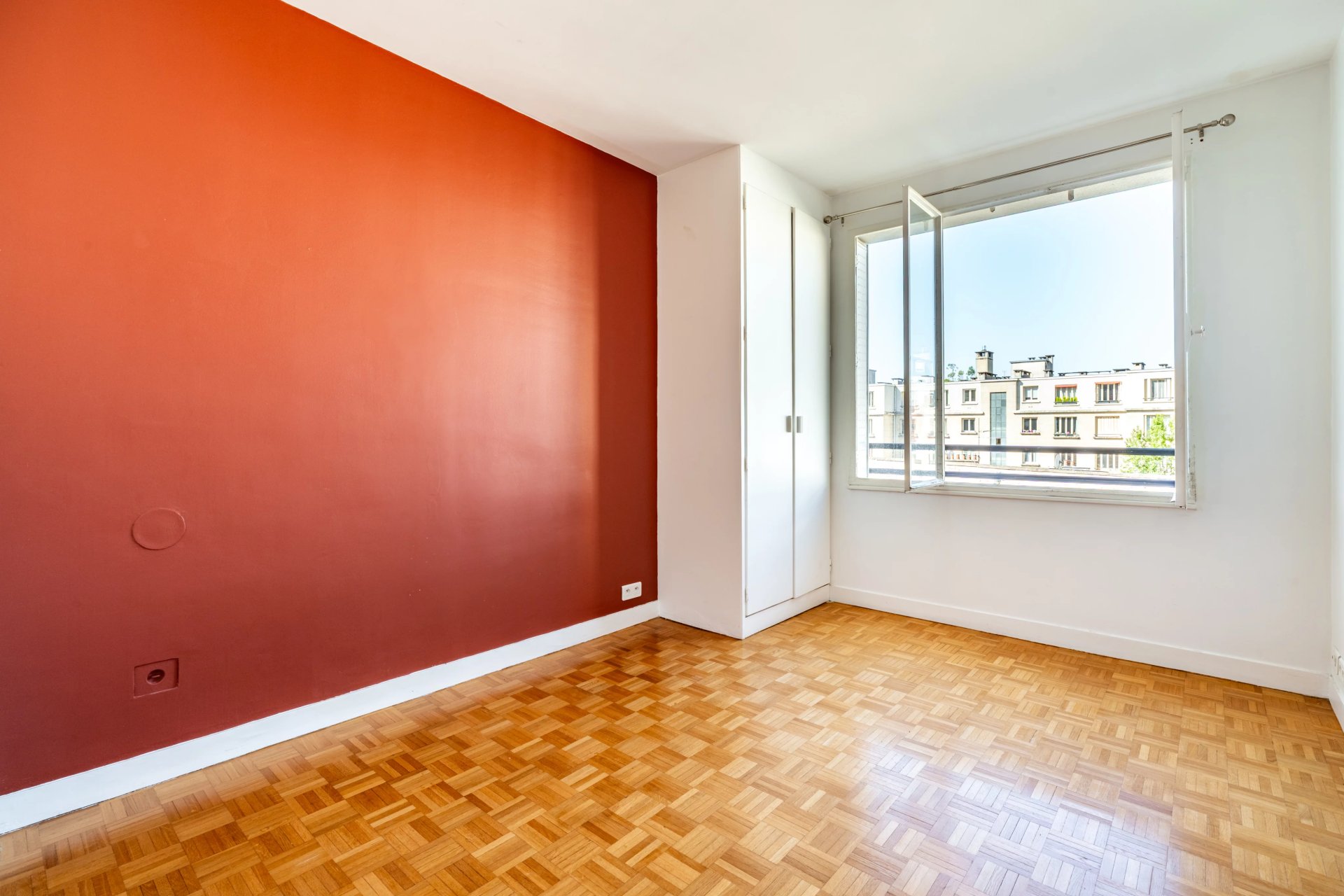 3 Bedroom Apartment/Flat's Image 4