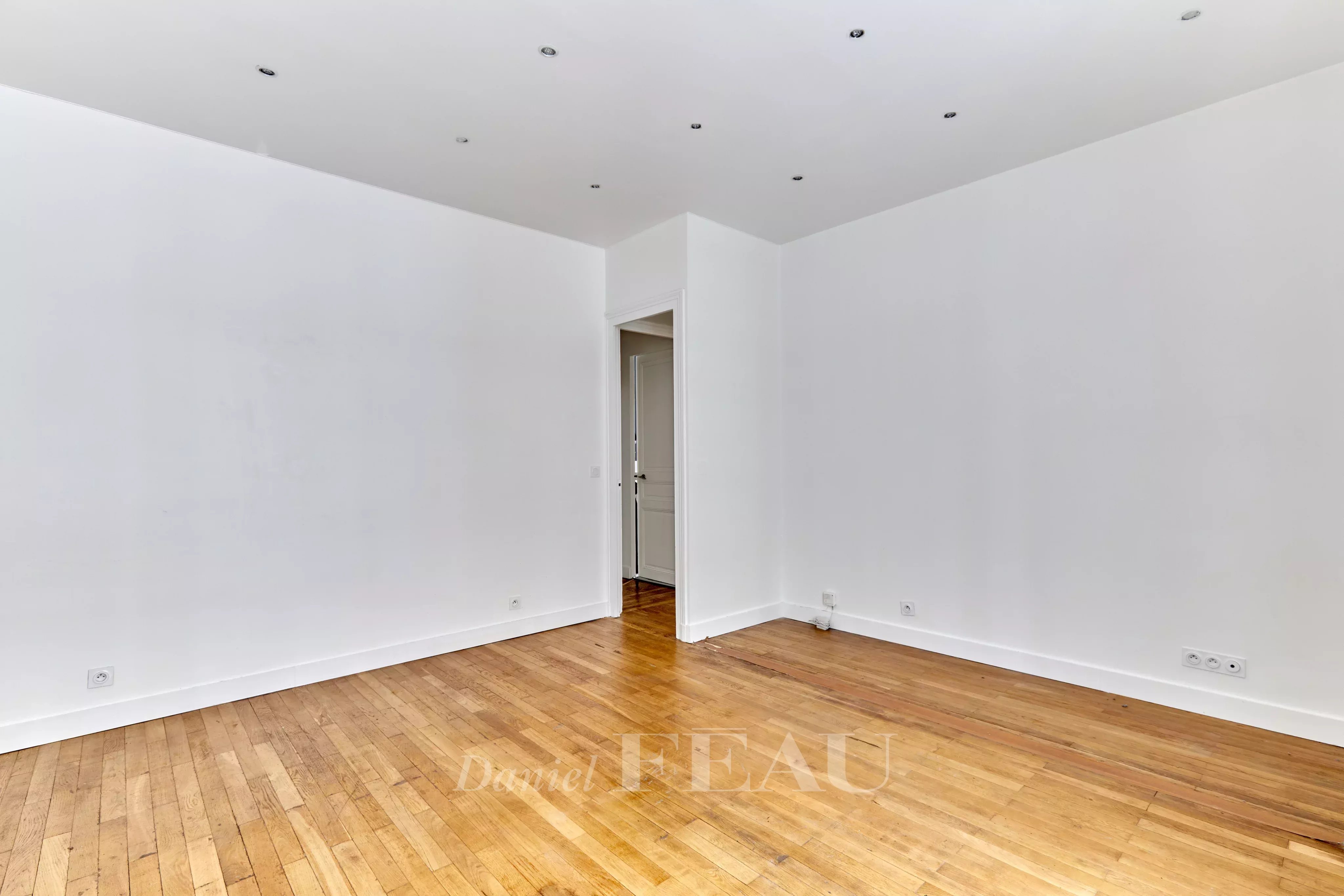Rental Apartment Paris 16th