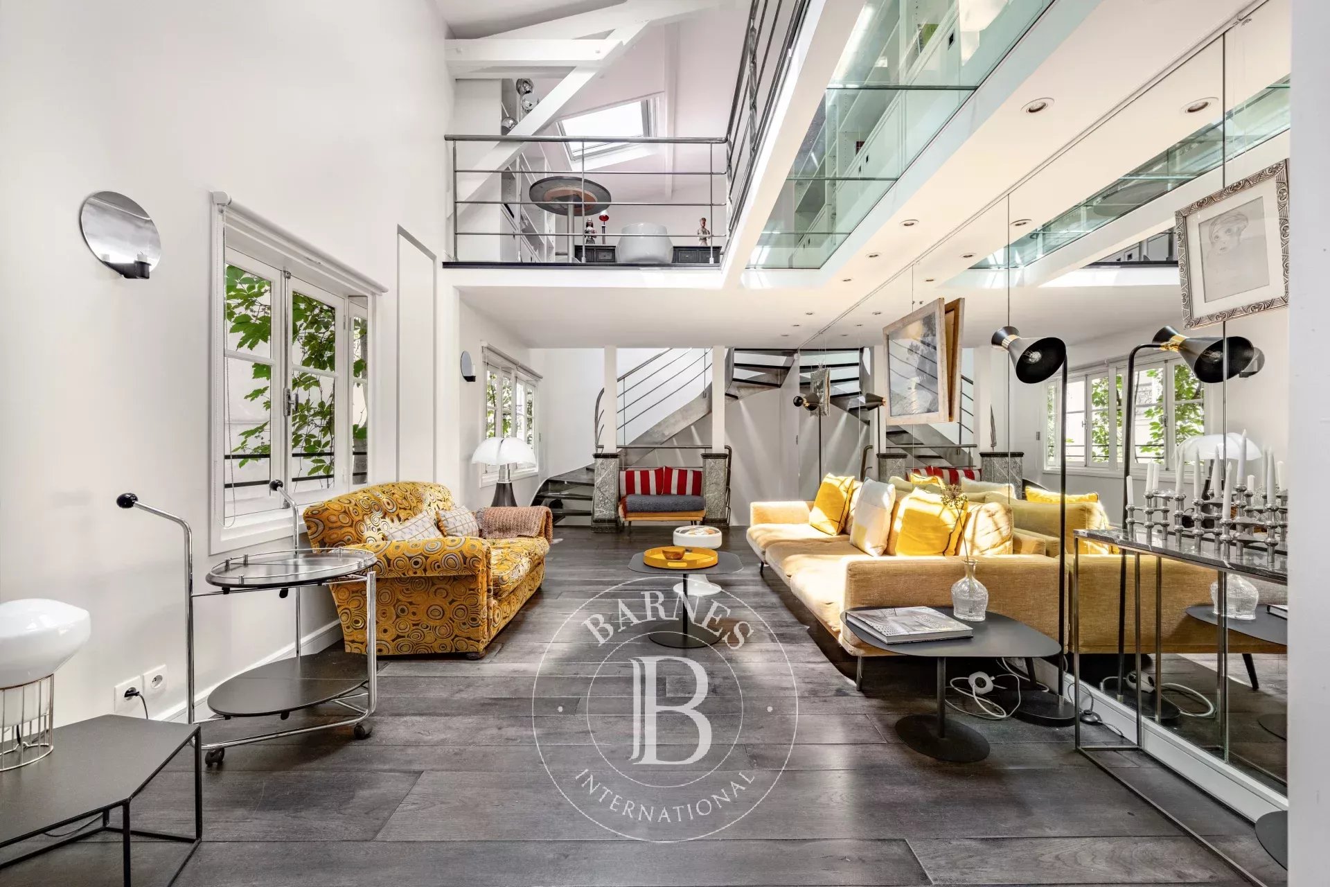 Paris 3 – House in Turenne – Triplex – Bright – Terrace