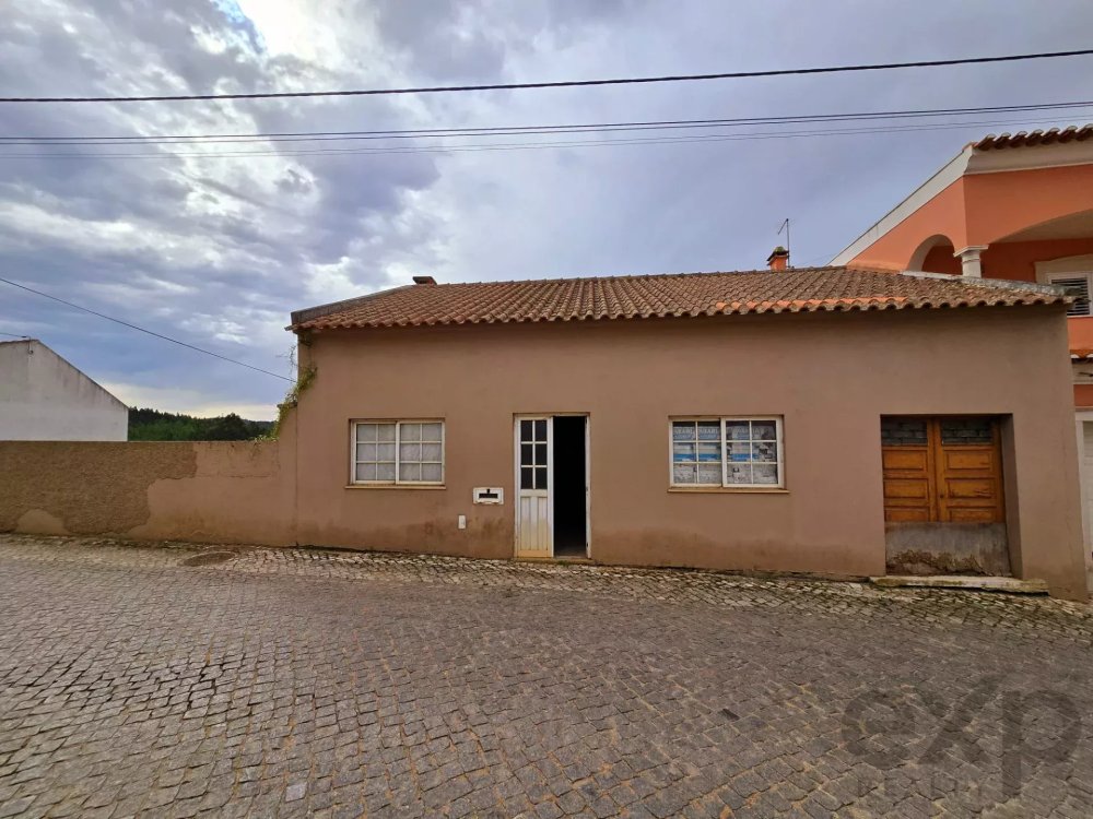 Commercial Property with Residential Potential – Gouxaria (Alguber)