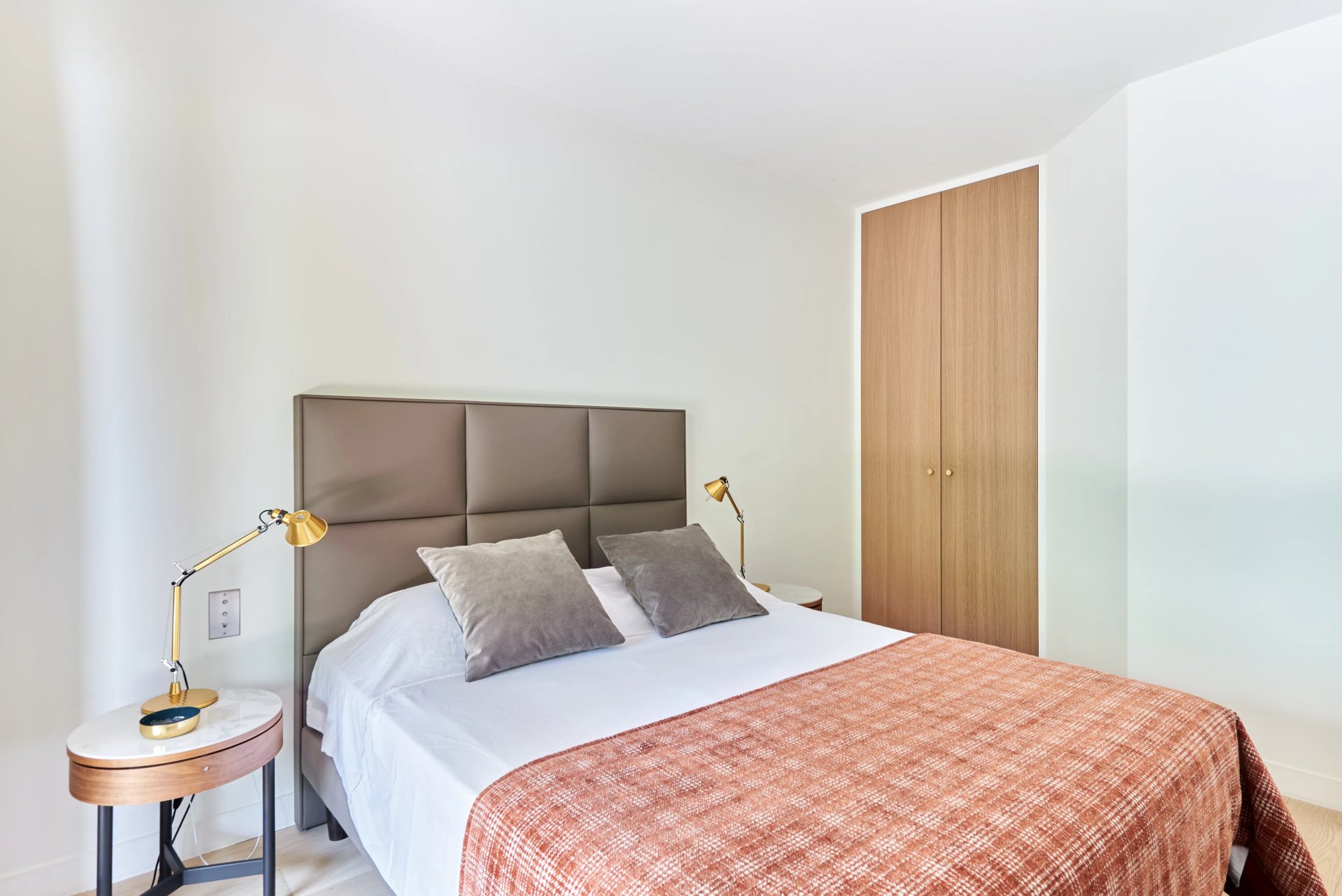1 Bedroom Apartment/Flat's Image 8