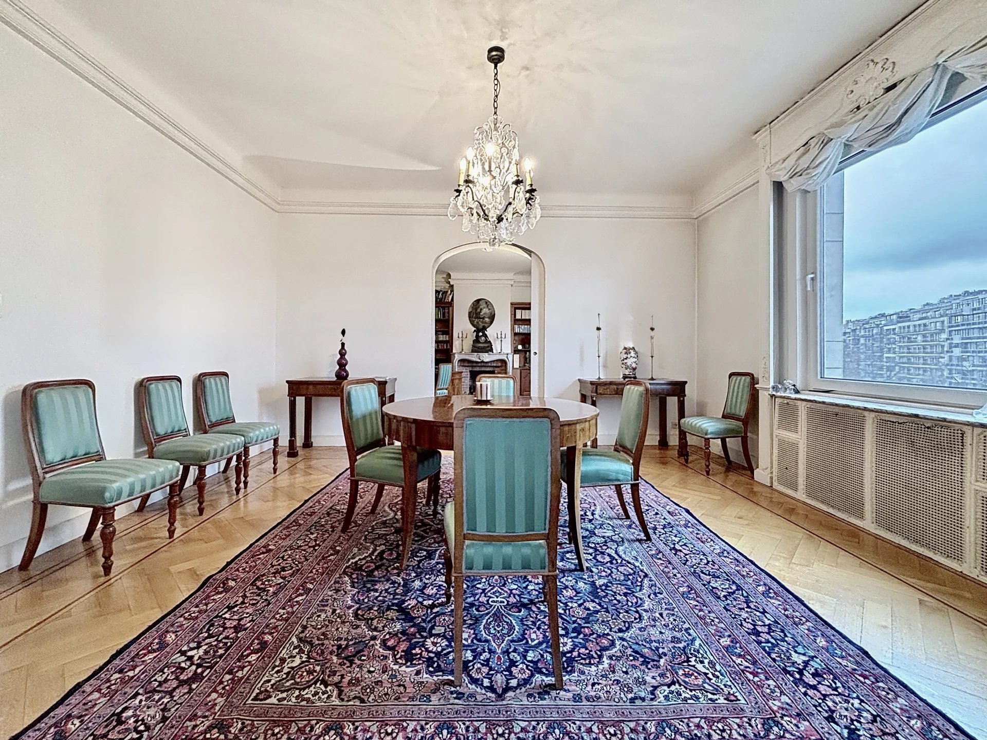 Étangs d’Ixelles – Élégant appartement, vue exceptionnelle