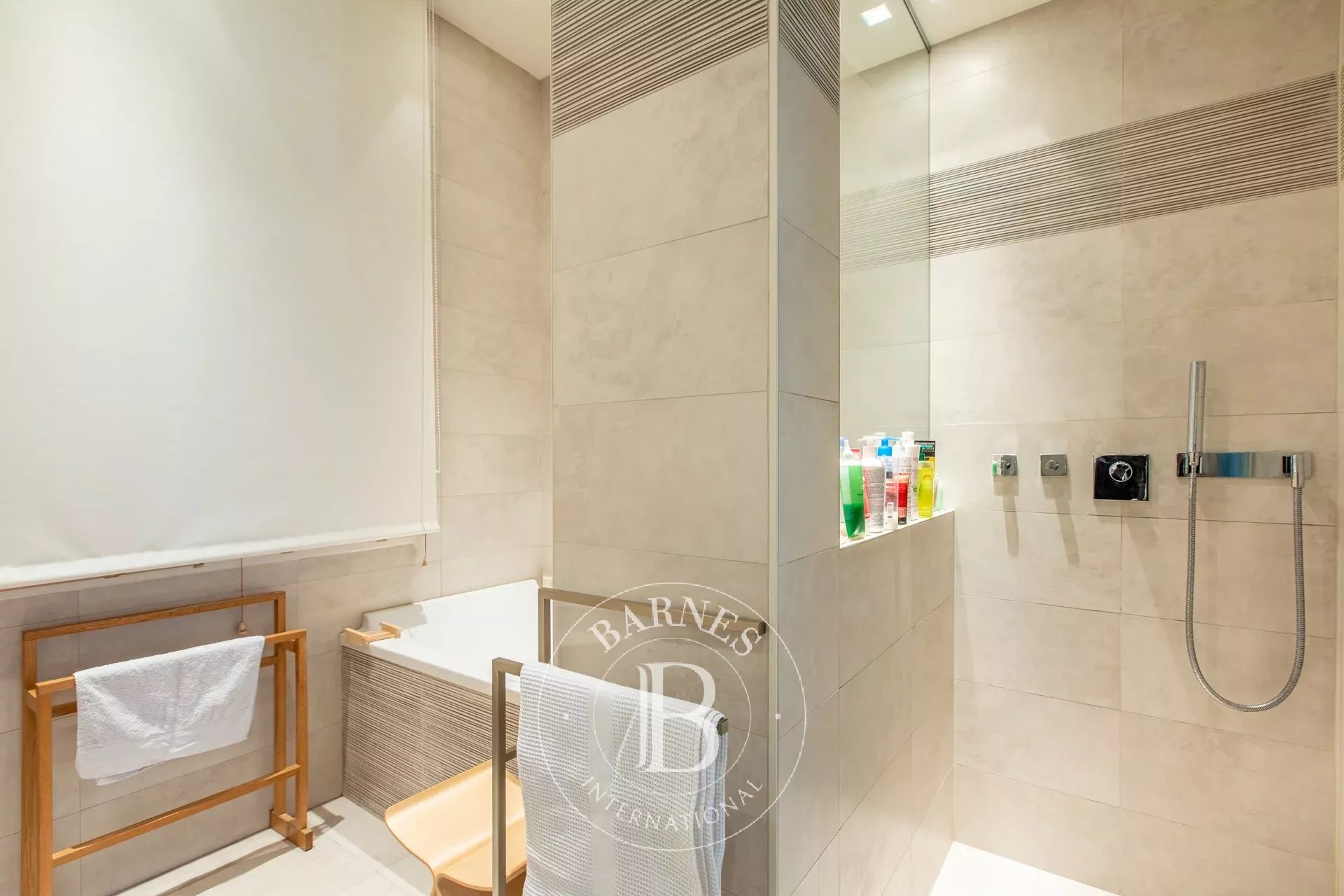 Daire Paris 16ème - picture 25