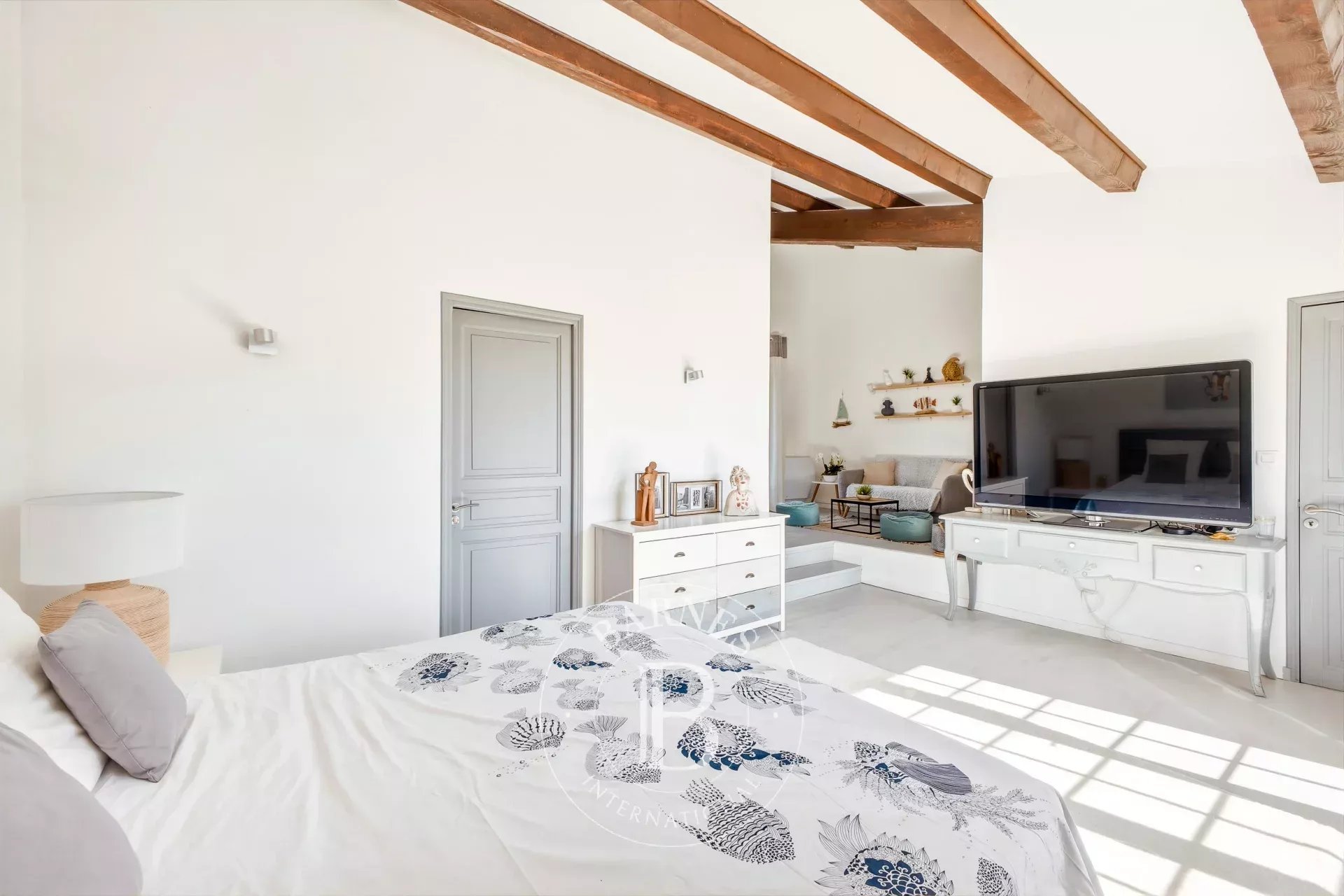 Aubagne  - Maison 7 Pi&egrave;ces 4 Chambres - picture 16
