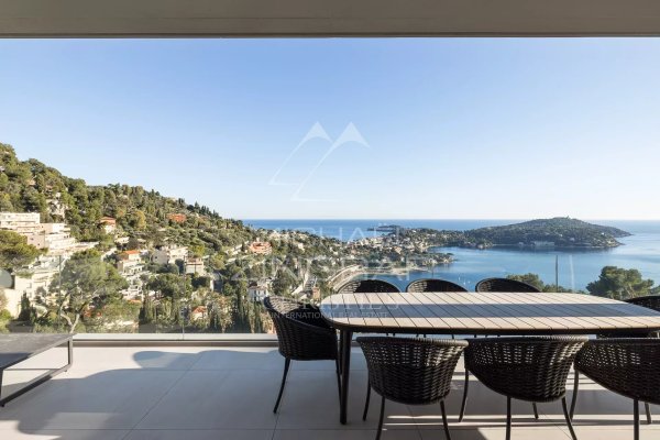 Luxury Villa Villefranche-sur-Mer | Modern Sea View Family Estate — photo 3