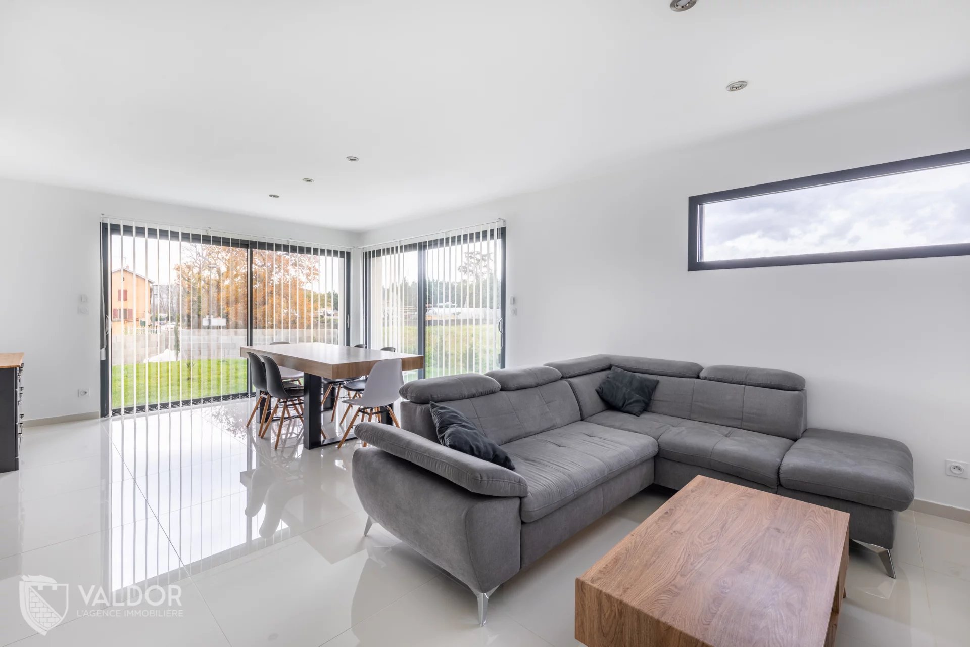 Maison récente de 140 m²  avec 5 chambres