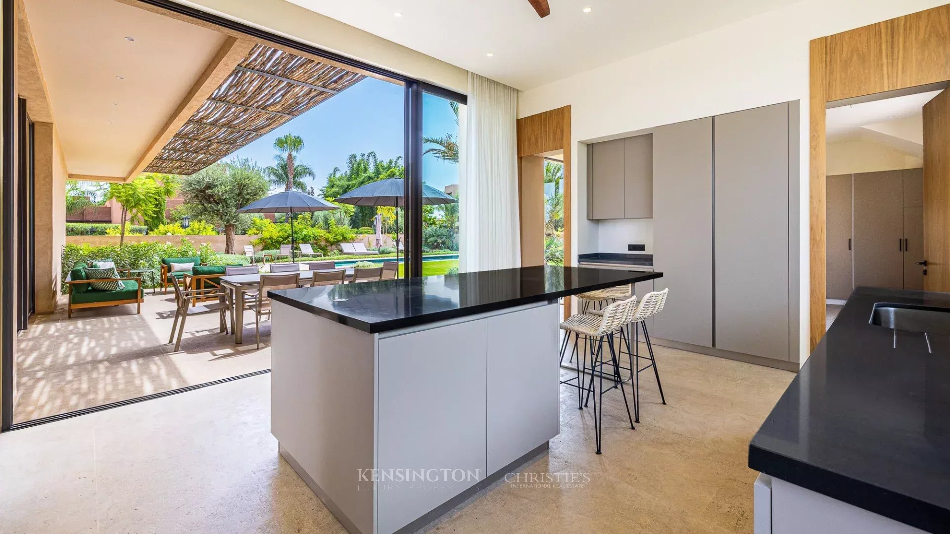 5 Bedroom Villa/Townhouse's Image 10