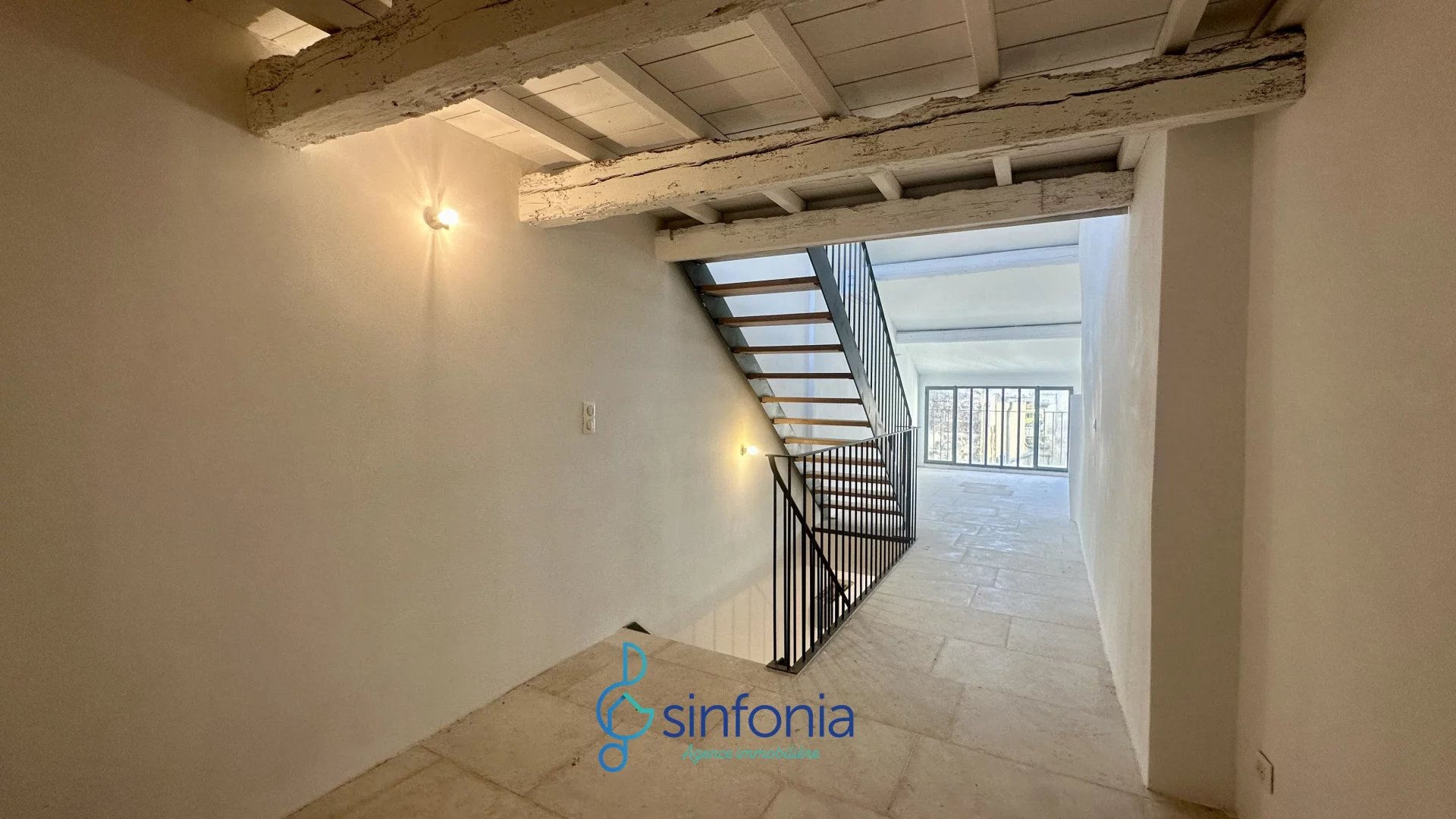 Appartement au centre d'Uzès - Esprit Loft