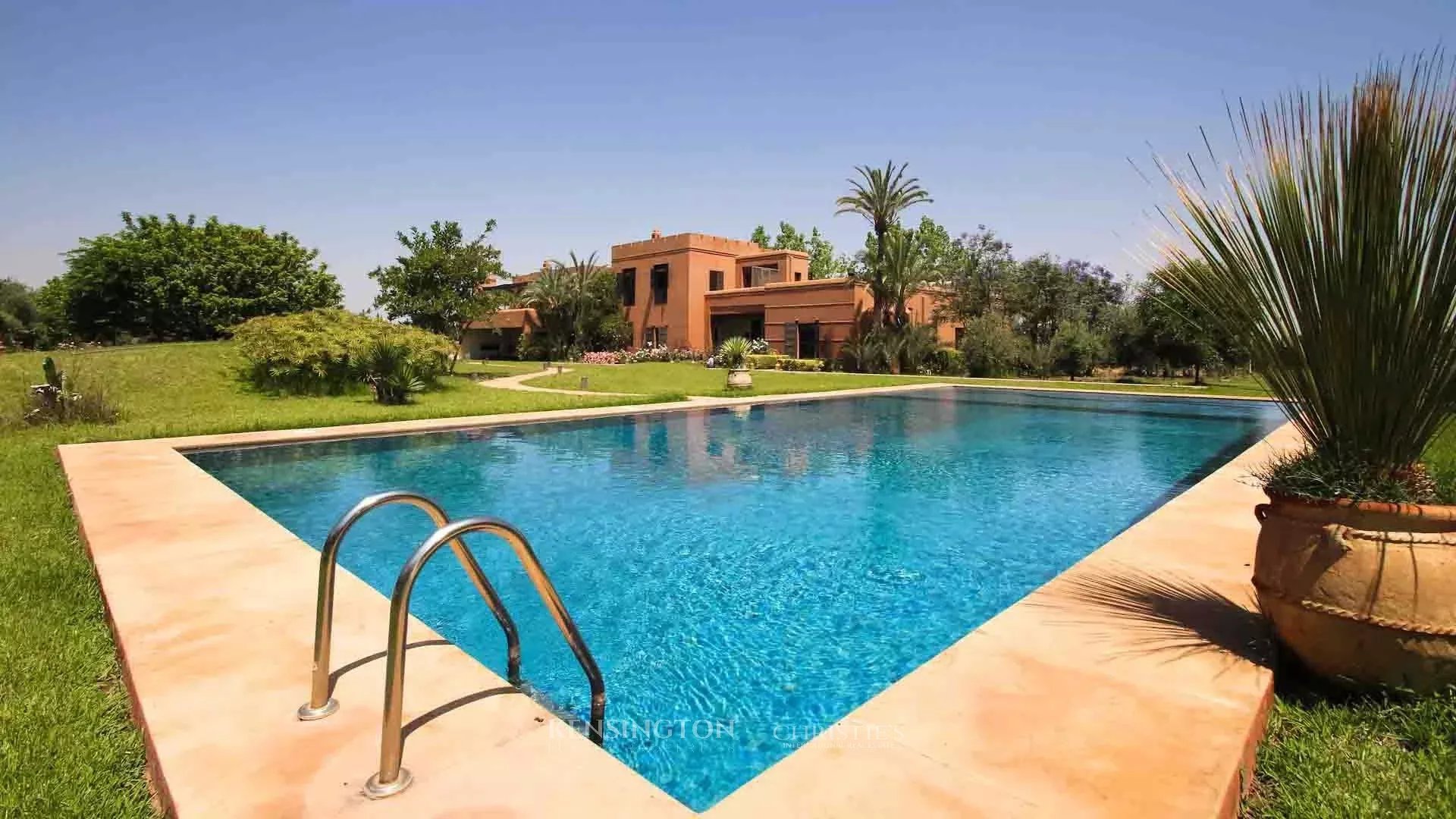 6 Bedroom Villa/Townhouse's Image 9