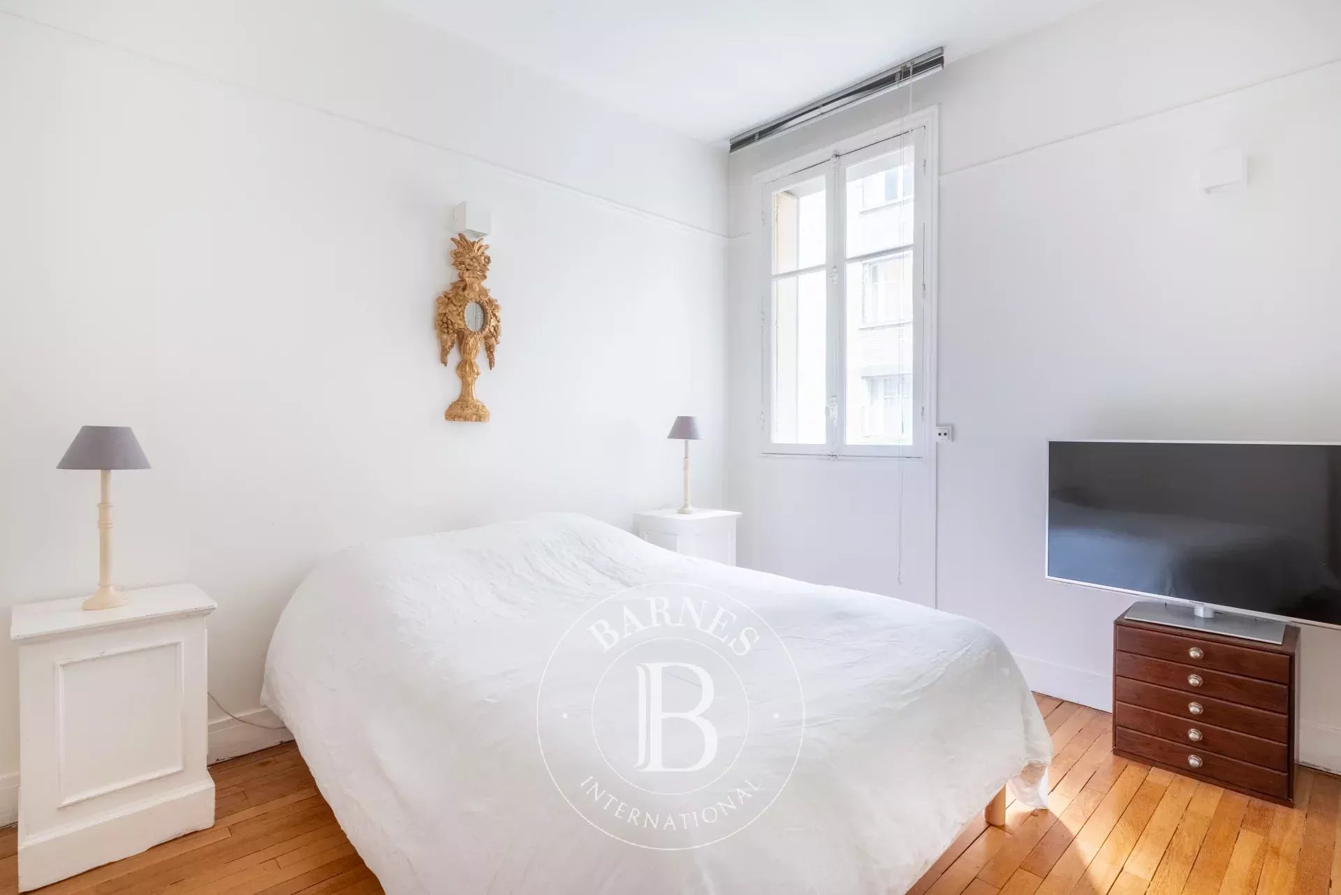 Paris  - Apartment 4 Bedrooms - picture 12