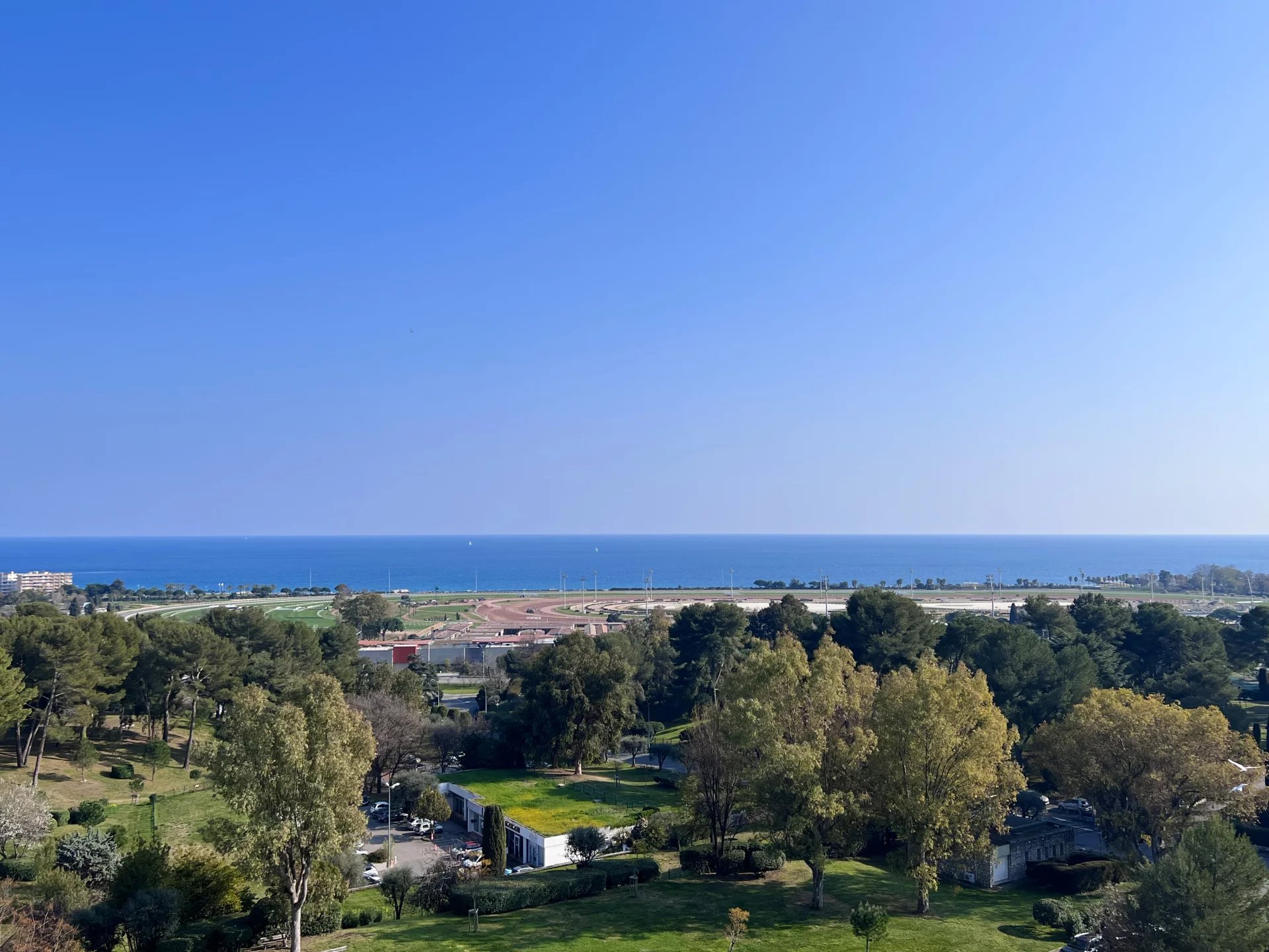 Sale Apartment - Cagnes-sur-Mer