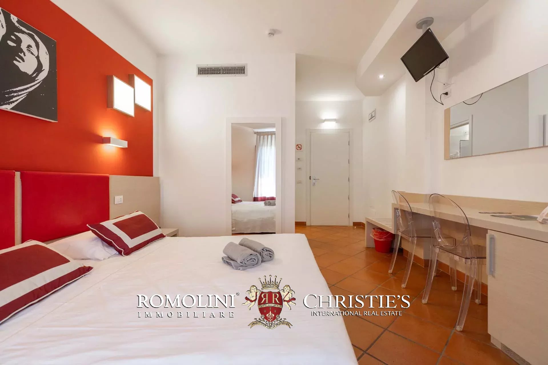 63 Bedroom Villa/Townhouse's Image 60