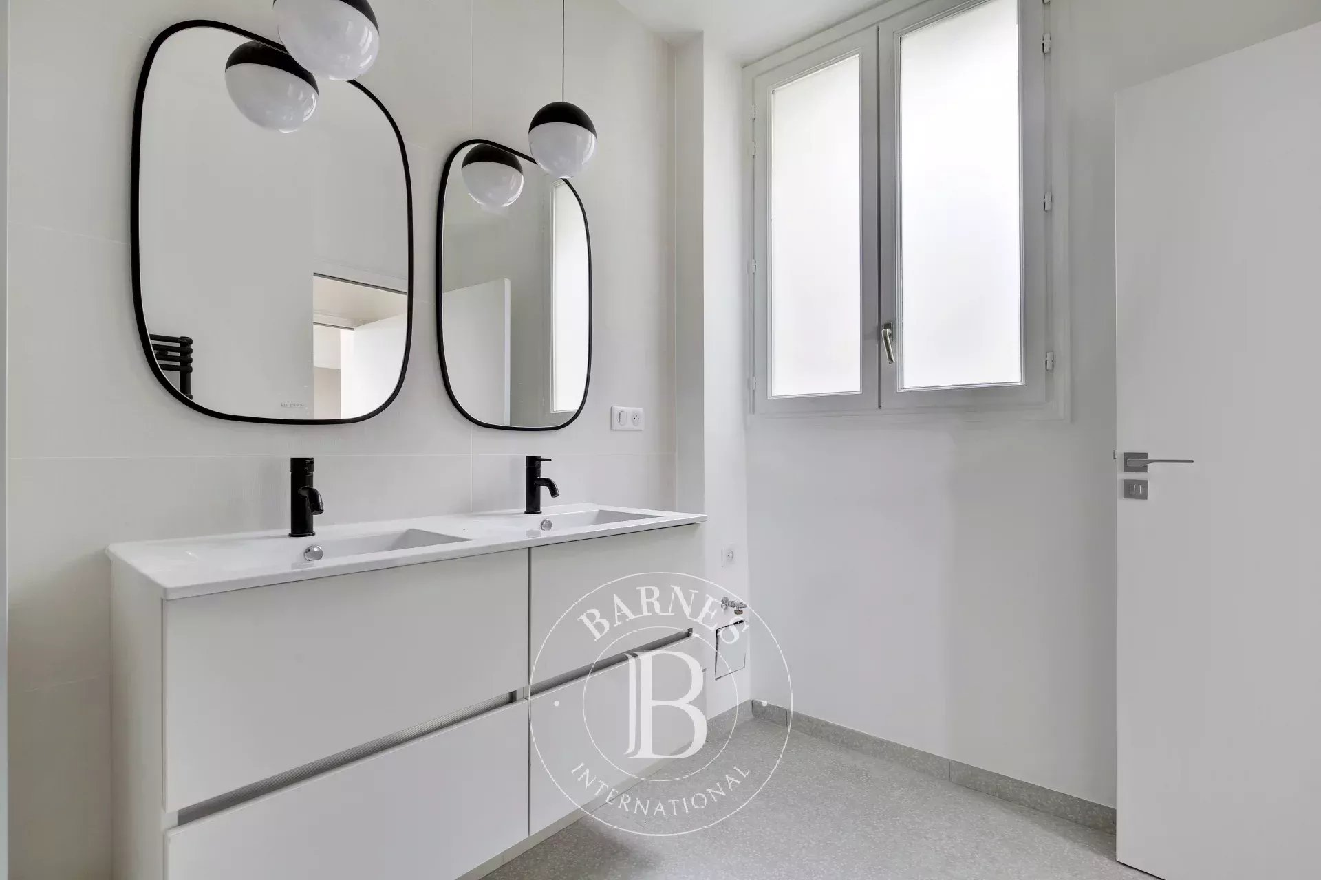 Daire Paris 6ème - picture 11