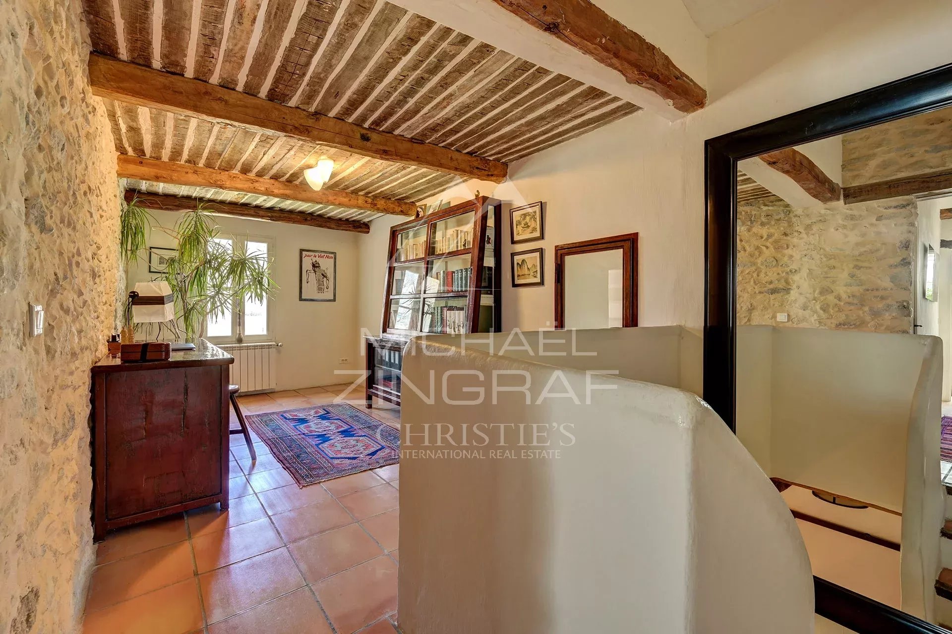 5 Bedroom Villa/Townhouse's Image 5