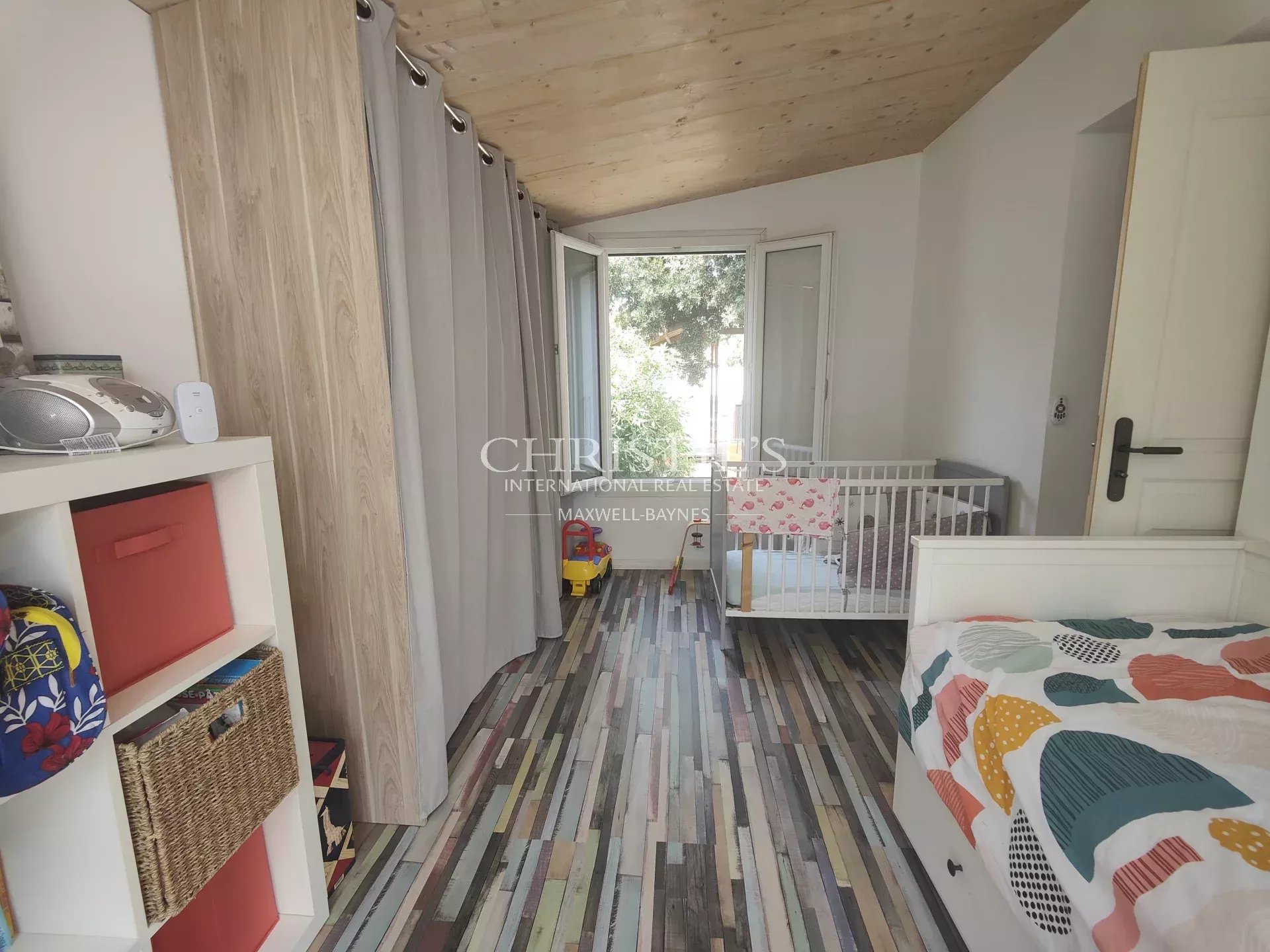 4 Bedroom Villa/Townhouse's Image 11
