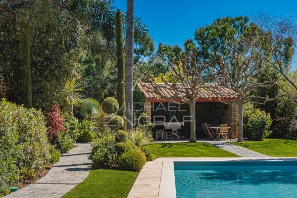 An Exceptional Provençal Estate — photo 3