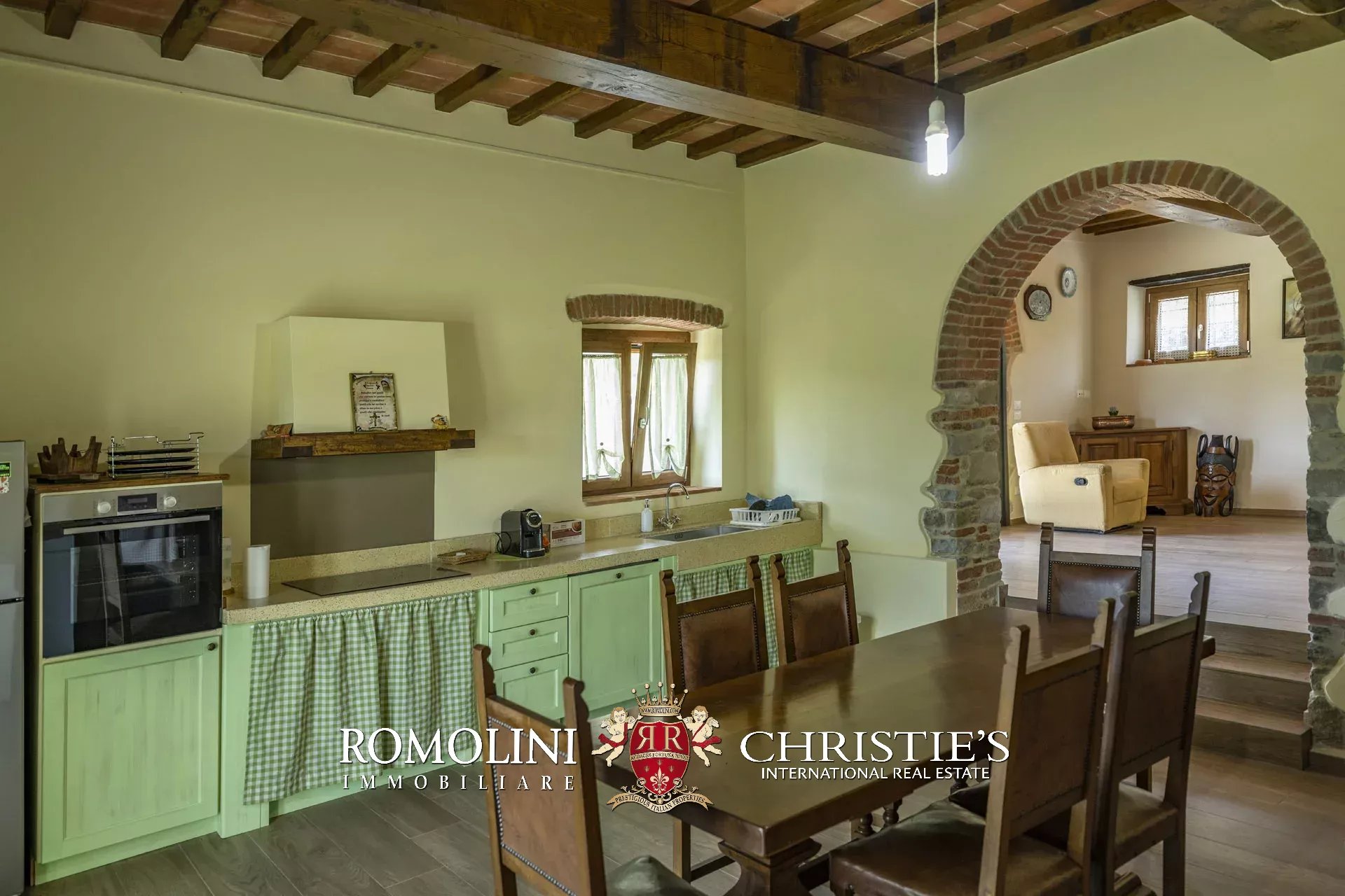 3 Bedroom Villa/Townhouse's Image 37