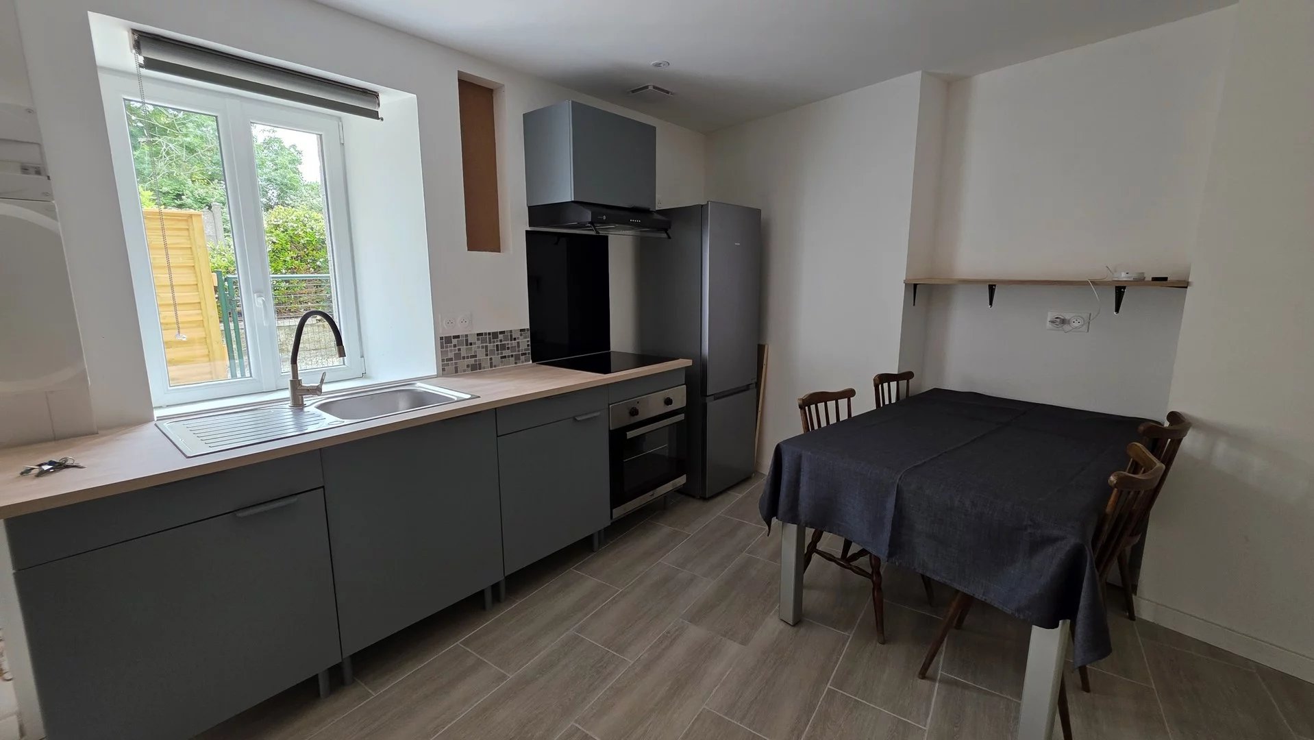 MAISON T3 MEUBLEE – LES CHAMPS GERAUX- EN EXCLUSIVITE