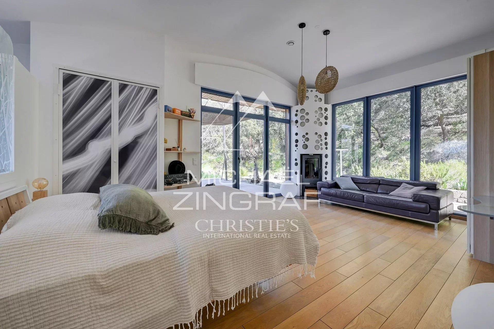 4 Bedroom Villa/Townhouse's Image 11