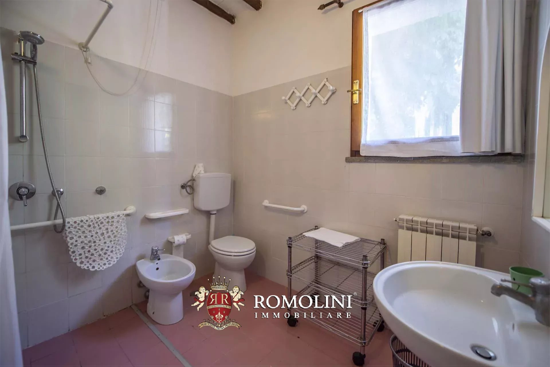 33 Bedroom Villa/Townhouse's Image 52