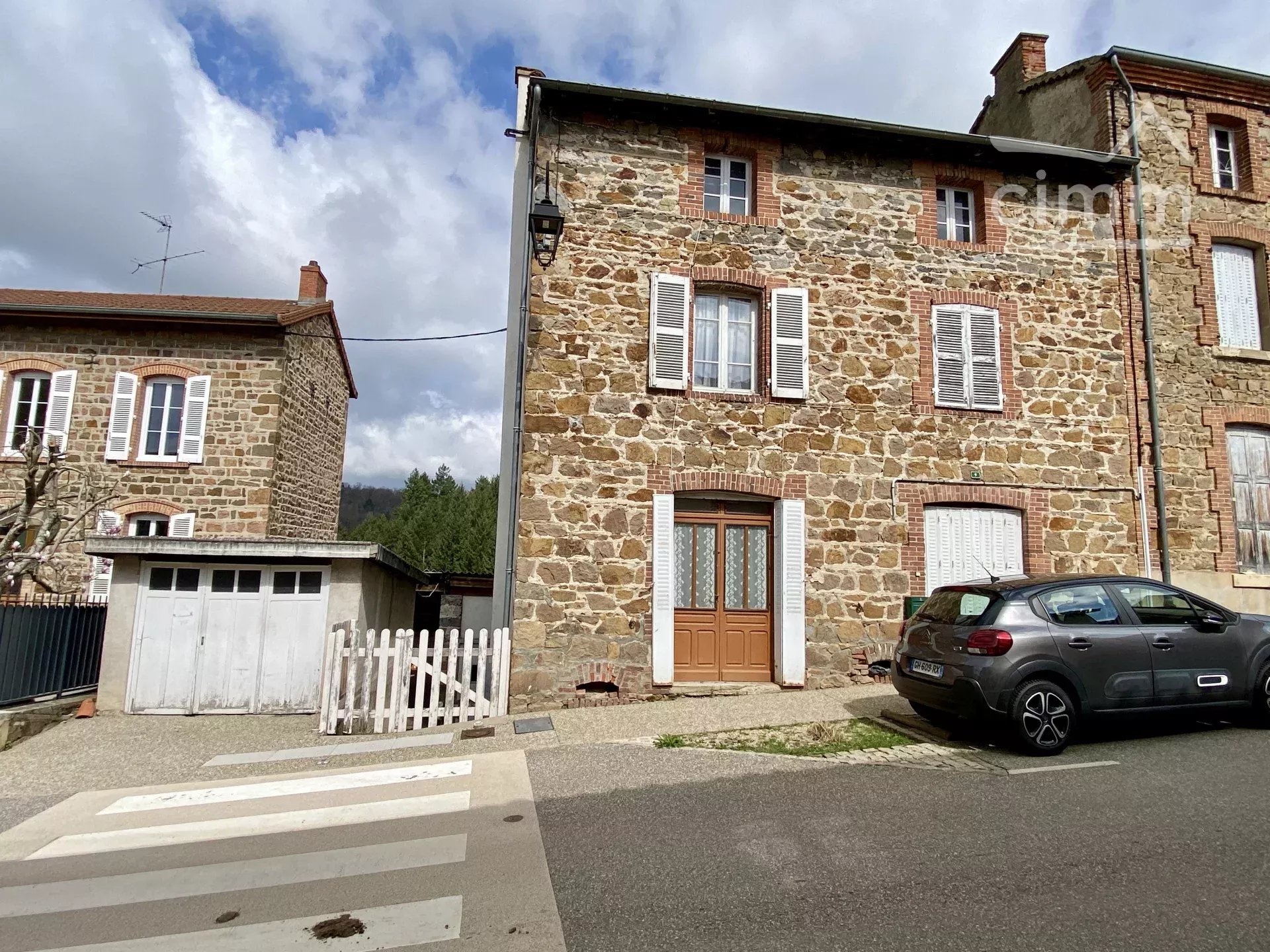 Agence immobilière de 