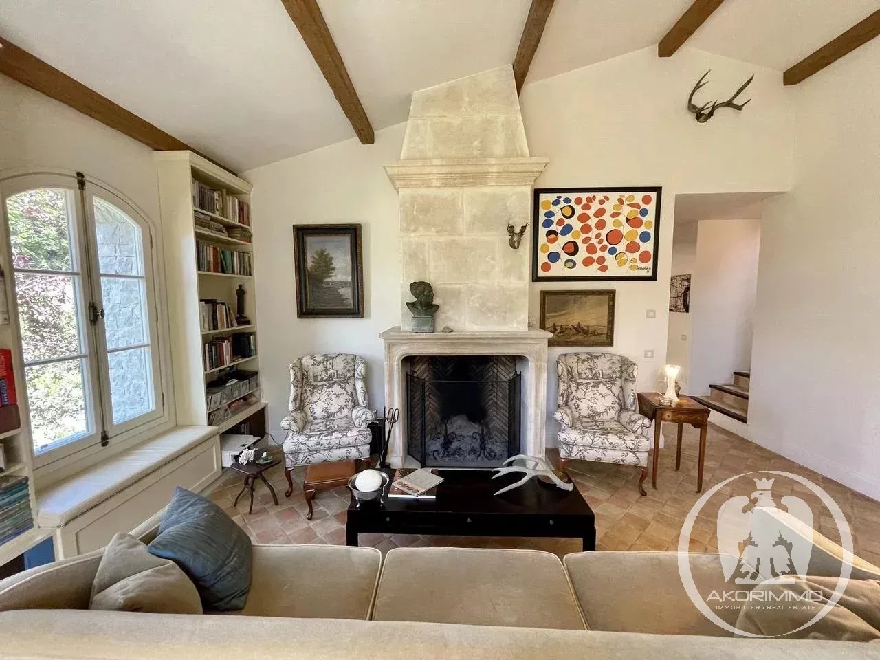 <span class='fw-semibold text-nowrap'>Casa</span>  - <span class='text-nowrap'>6 piezas</span>  - <span class='text-nowrap'>134.56 m²</span> - <span class='text-nowrap'> <span 