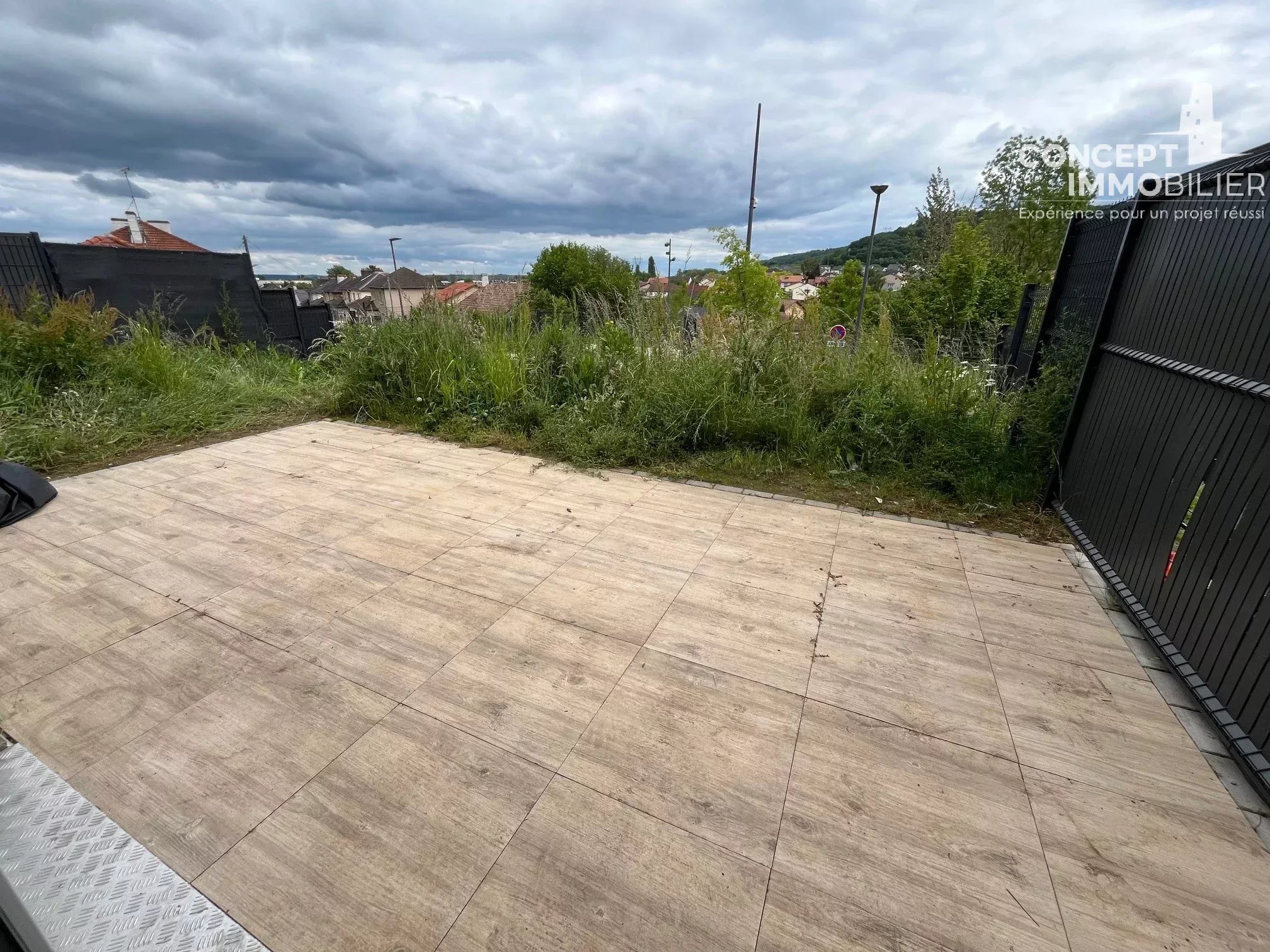 Appartement Fameck 3 pièce(s) 64 m2 avec terrasse et place de parking