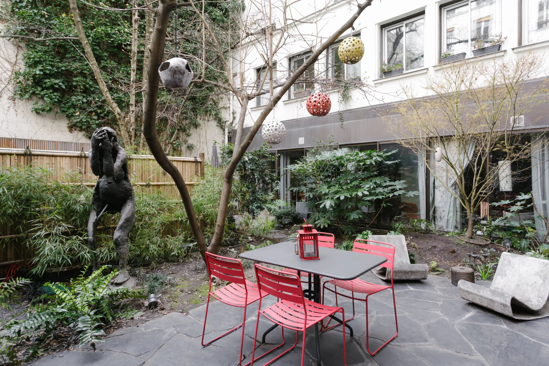 Paris 9e - TRUDAINE / ROCHECHOUART