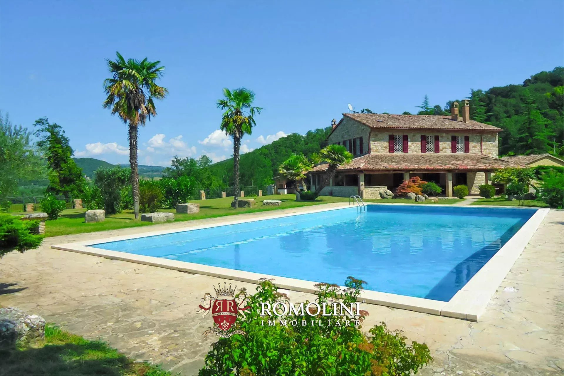 6 Bedroom Villa/Townhouse's Image 6