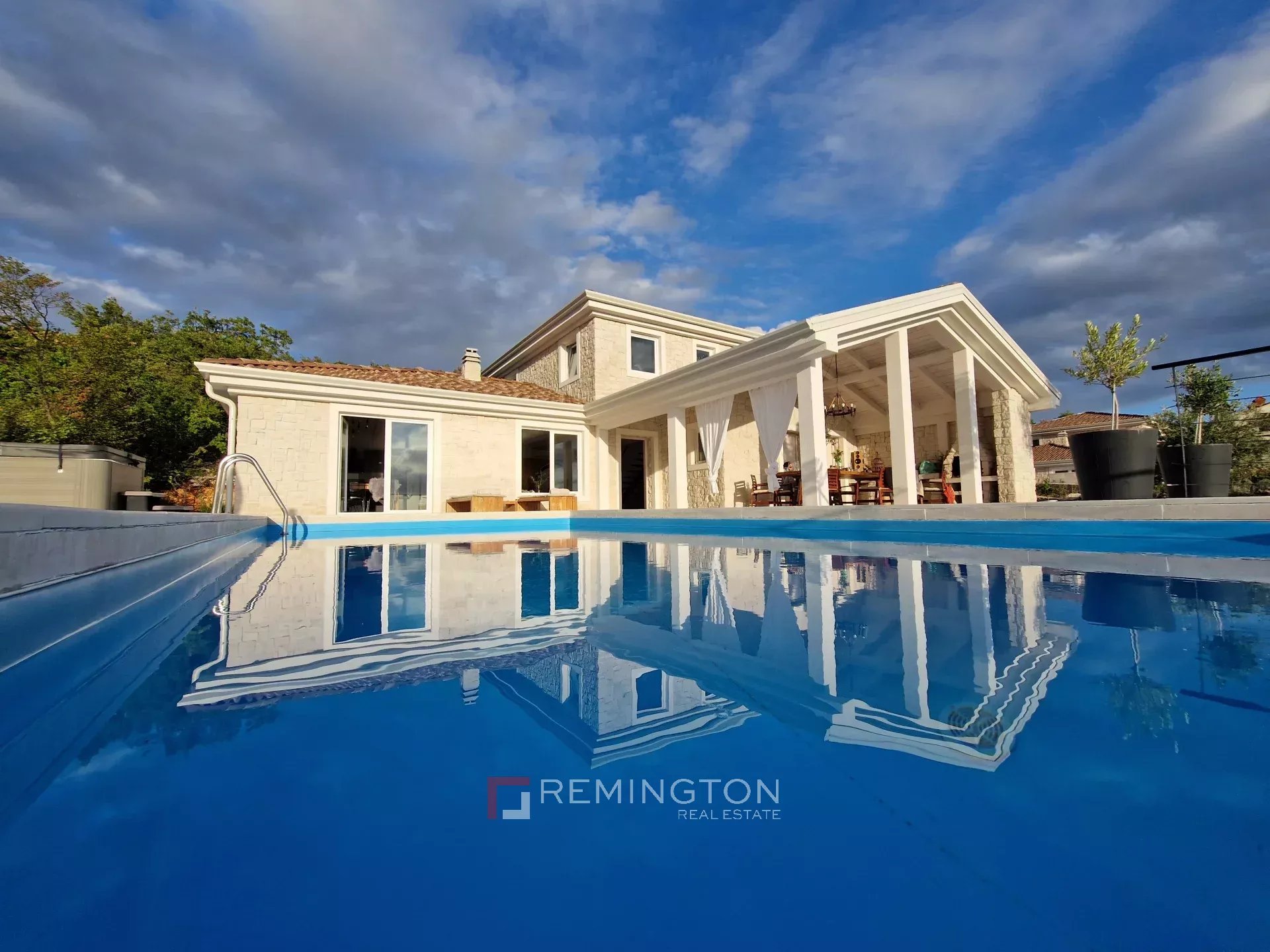 3 Bedroom Villa/Townhouse's Image 25