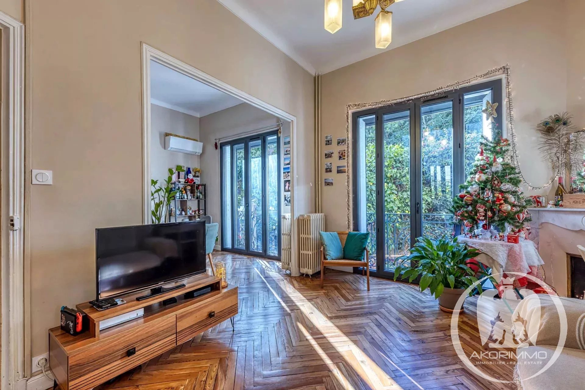 House  - 5 rooms  - 80.82 m² -  €