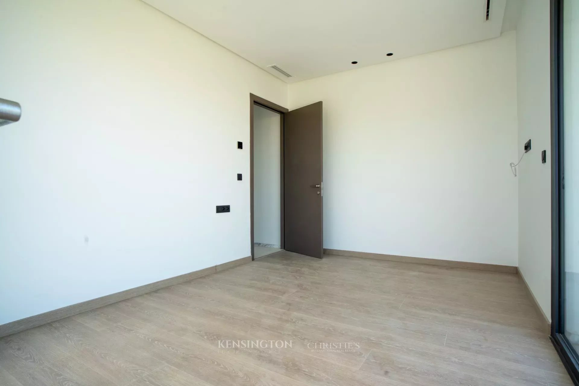 4 Bedroom Apartment/Flat's Image 12