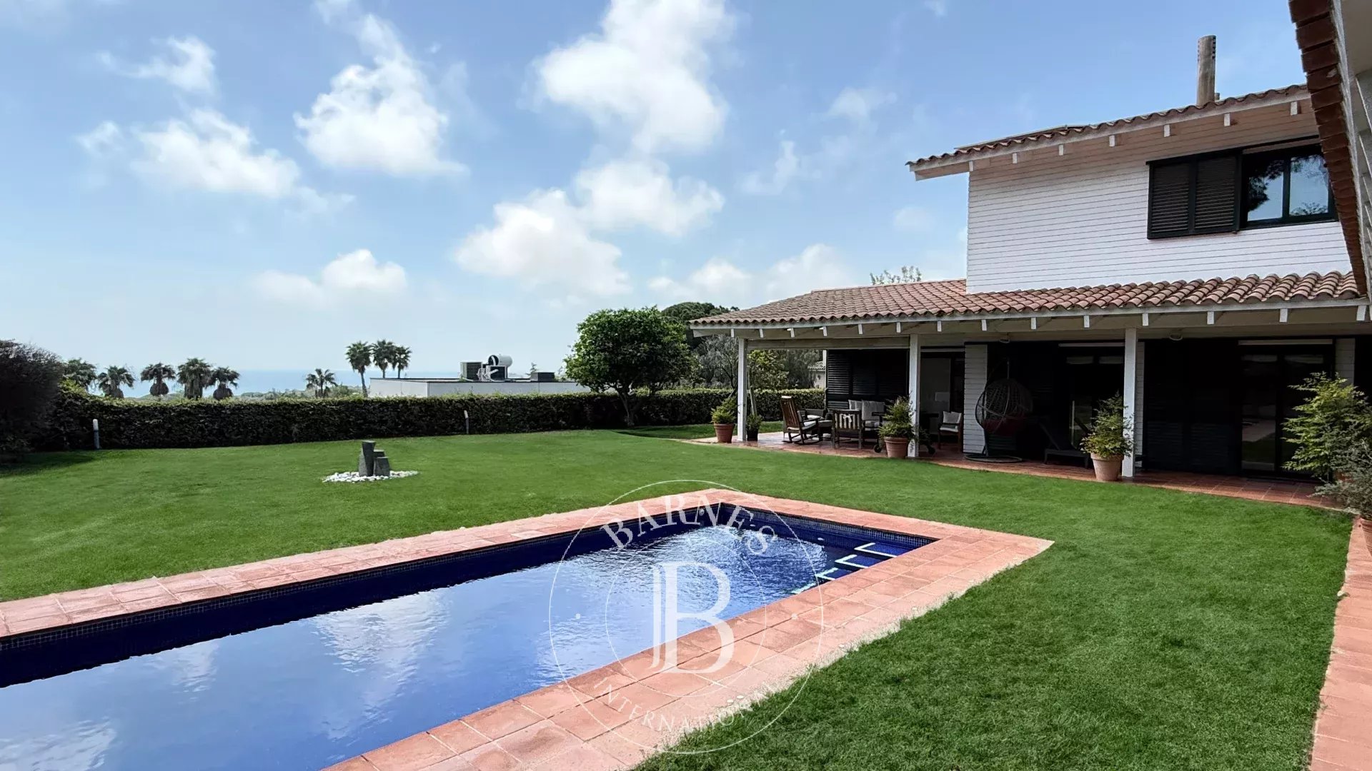 Stylish property overlooking the Mediterranean Sea in Sant Vicenç de Montalt, Barcelona.