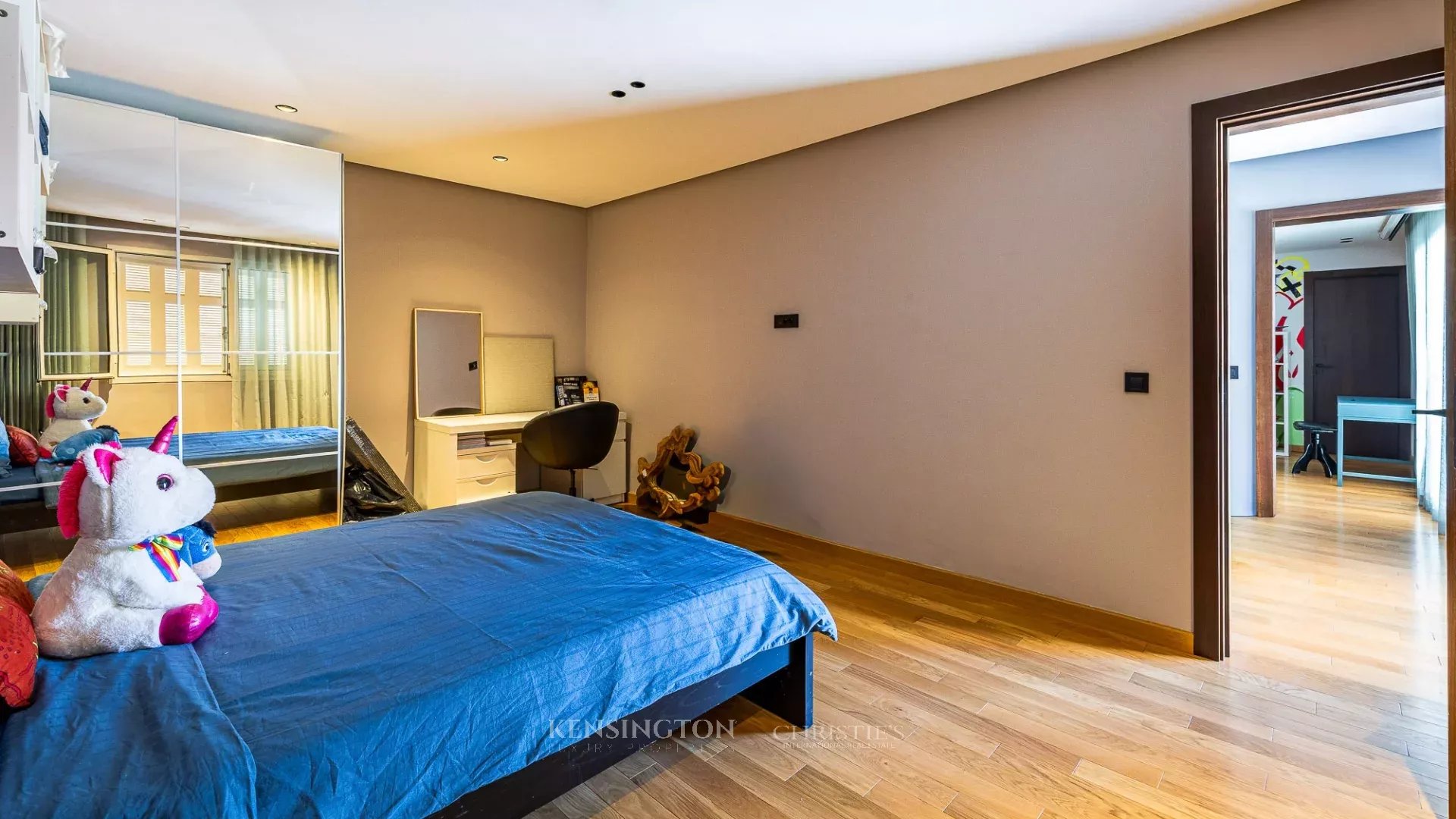4 Bedroom Villa/Townhouse's Image 15