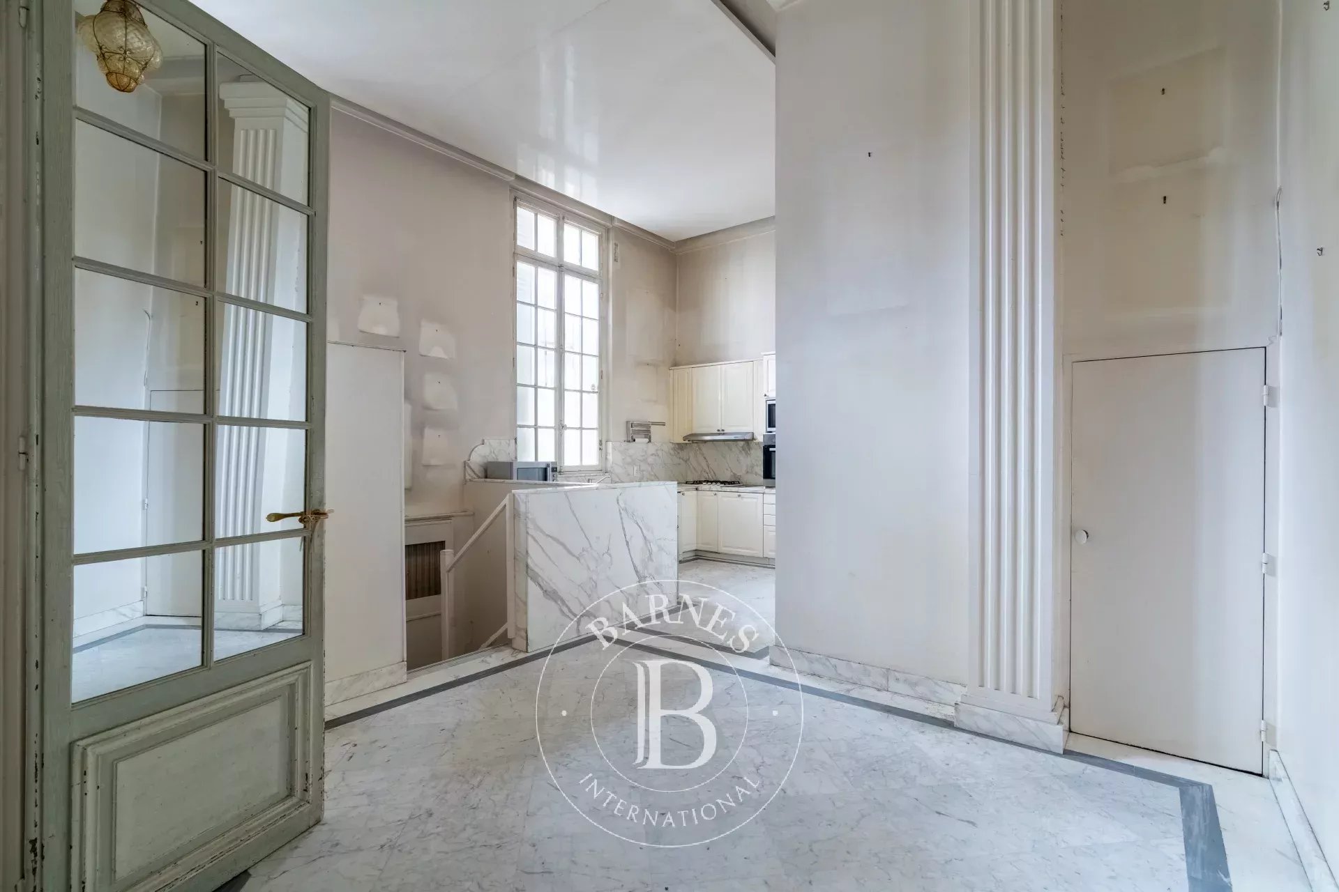 Paris 16 - Georges Mandel / Pompe - reception flat with garden - 2 bedrooms - picture 12 title=