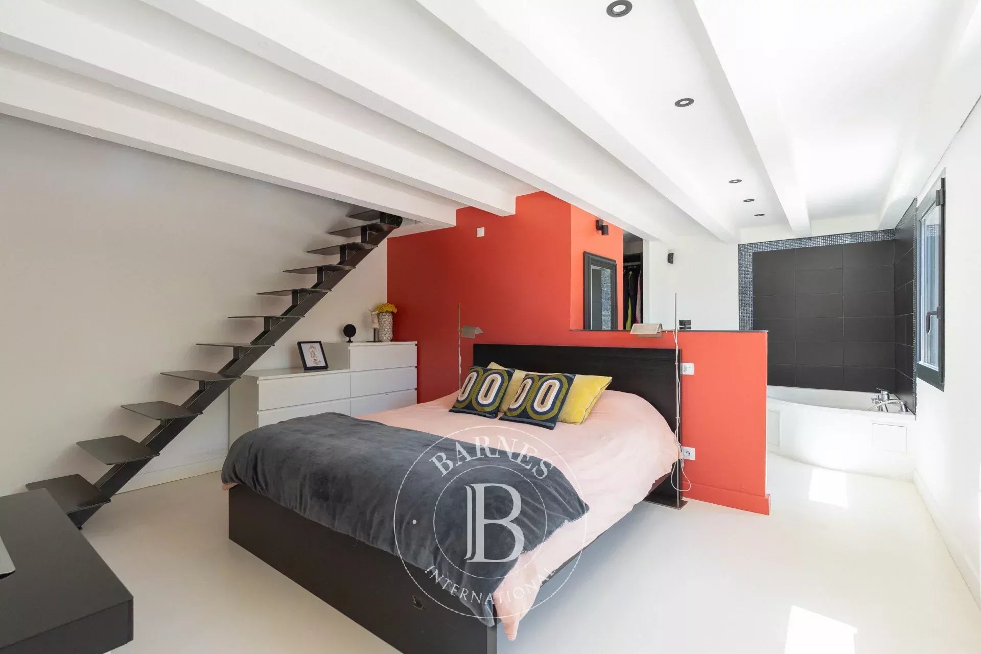 Aubagne  - Maison 7 Pi&egrave;ces 5 Chambres - picture 11