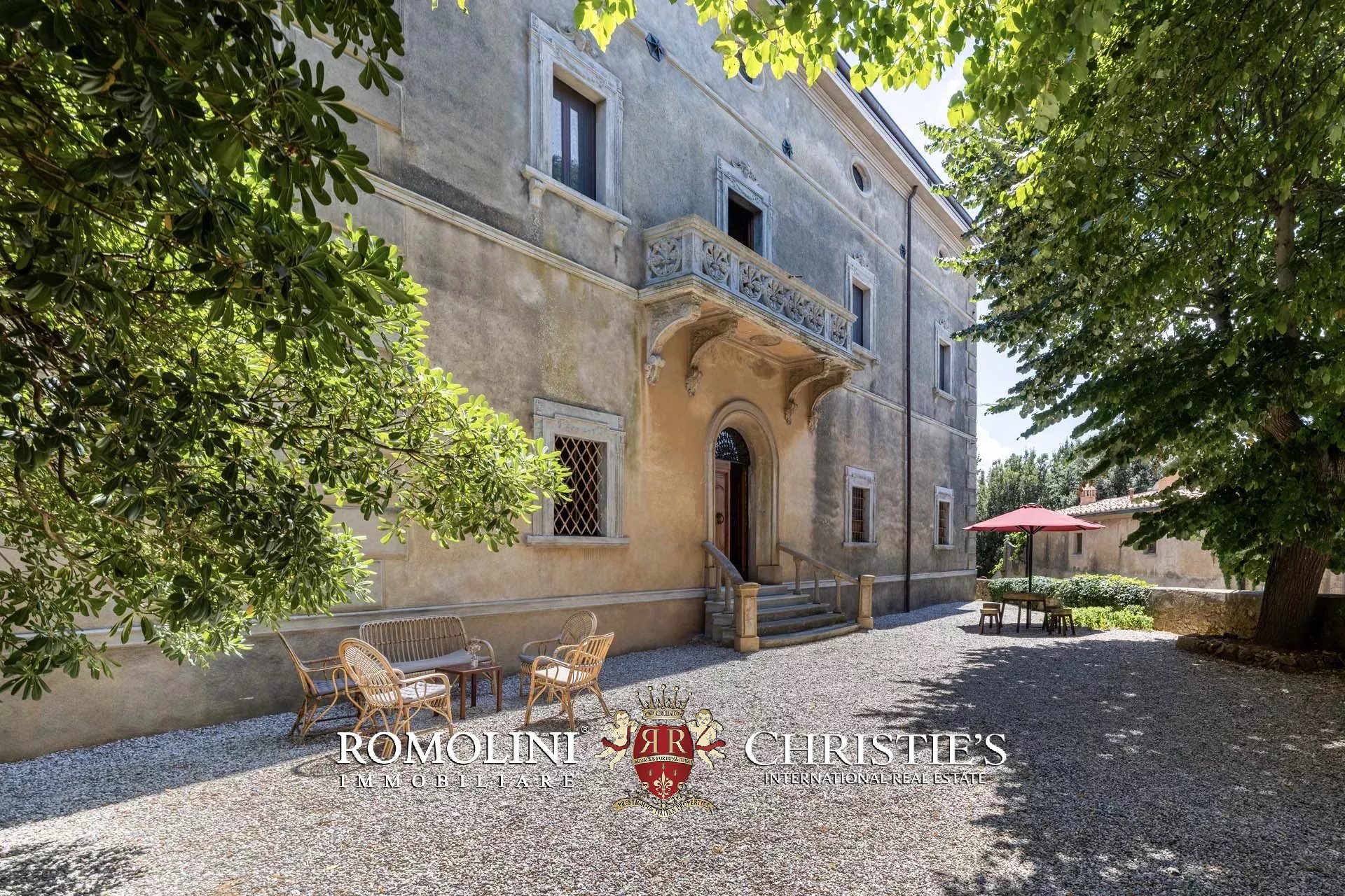 16 Bedroom Villa/Townhouse's Image 6