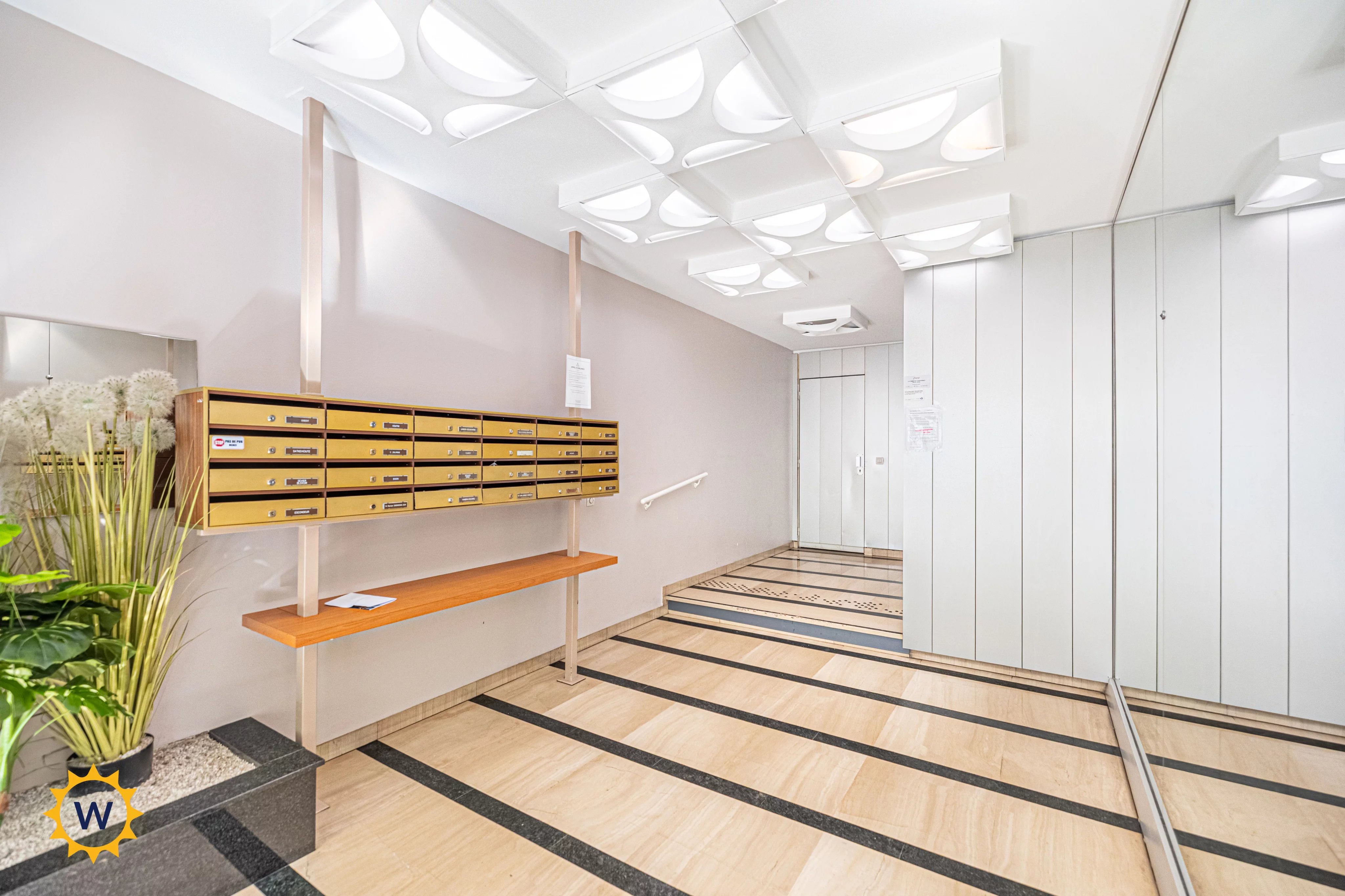 Location étudiante - Studio Meublé ( Carré d'or) — photo 6