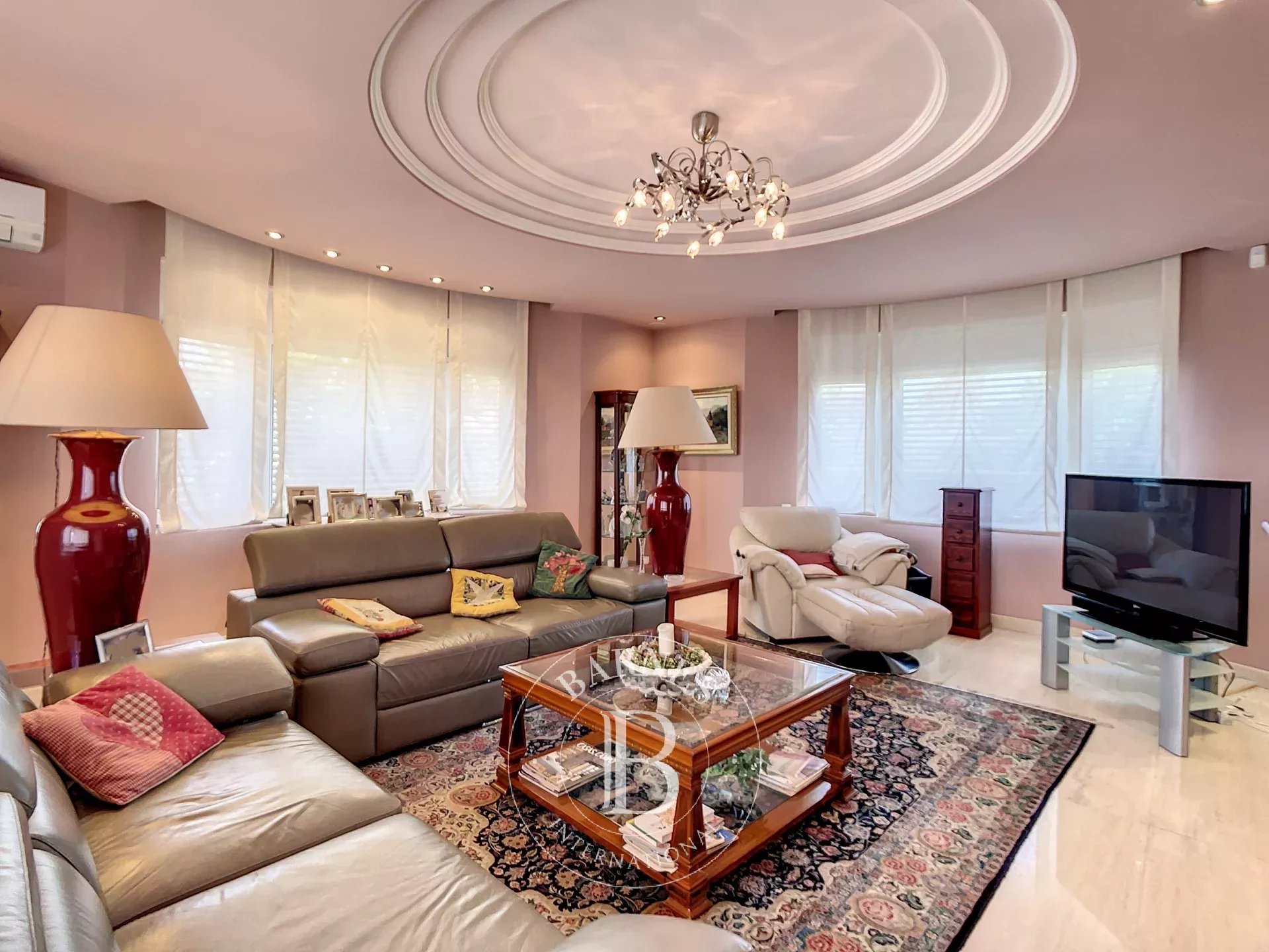 Ev Santa Susanna - picture 9