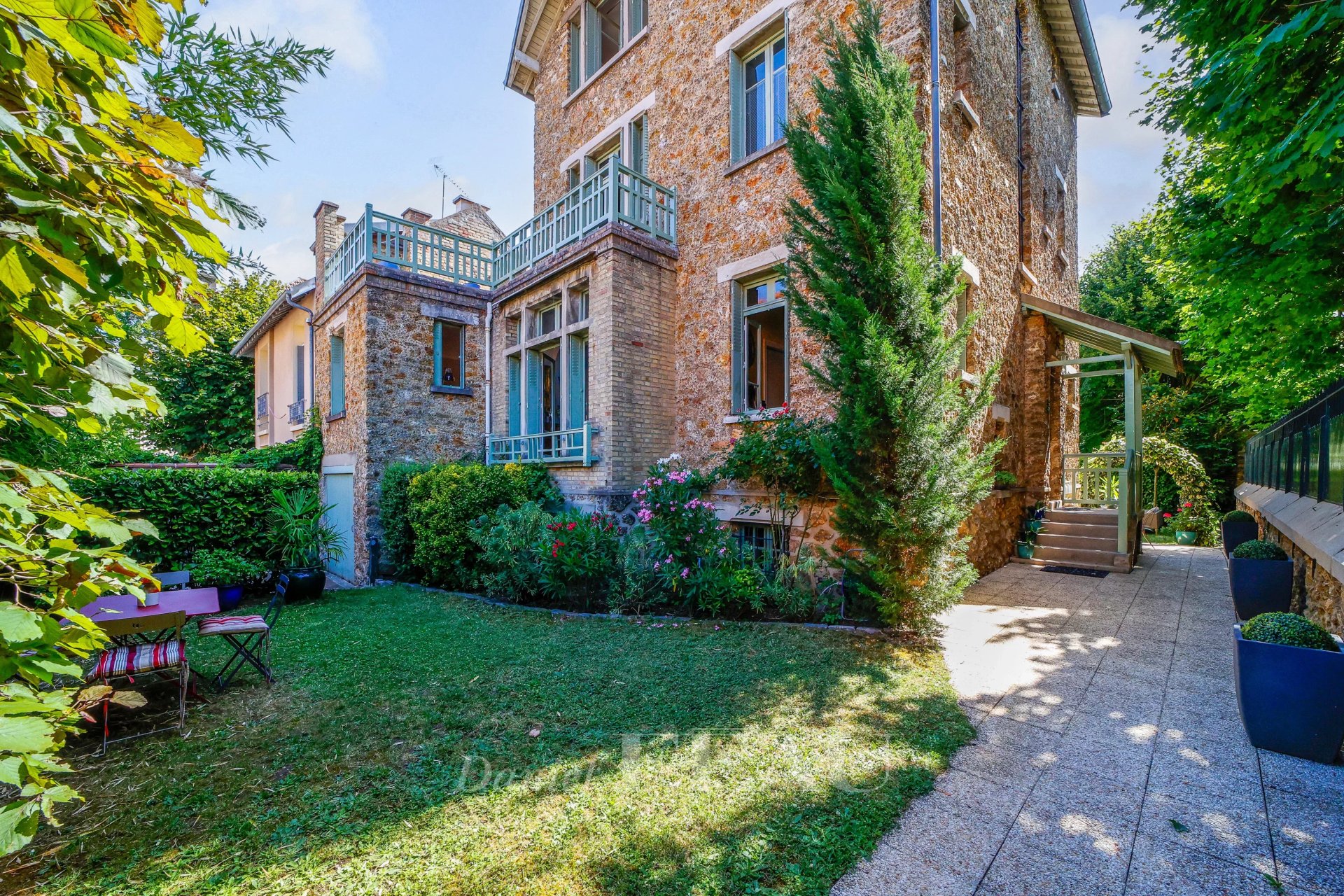 Property Slider Image