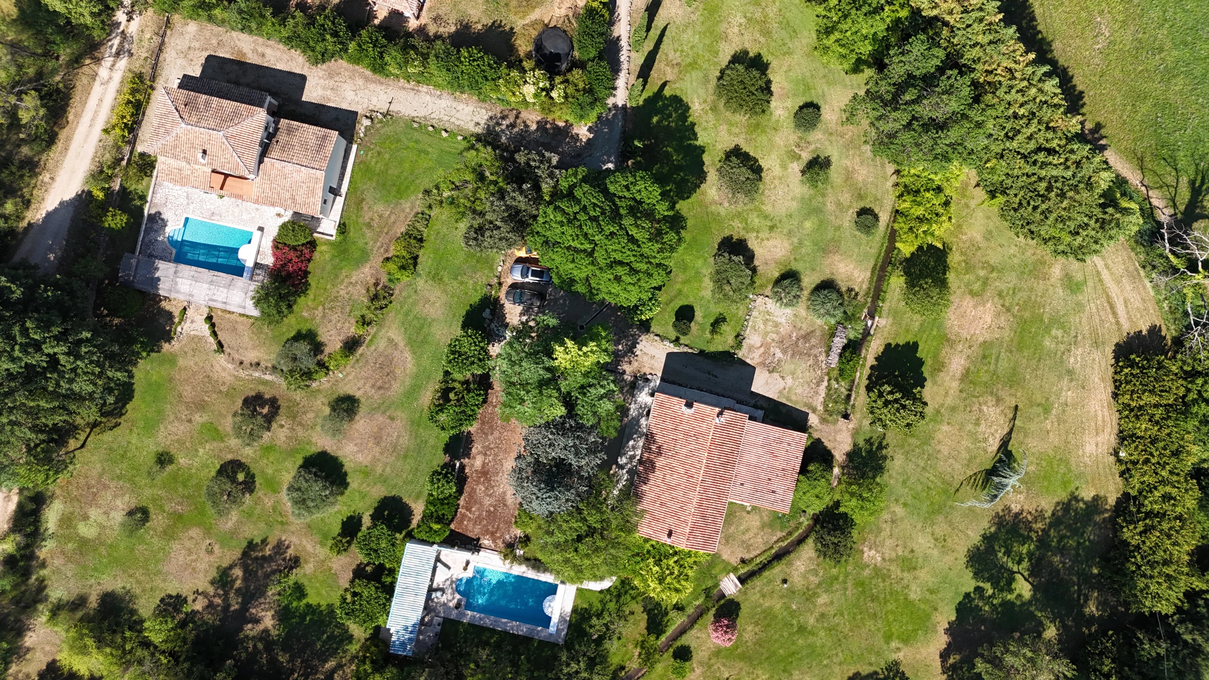 Exceptional property with 19th-century mill, detached villa, 2 pools on 1.6 hectares