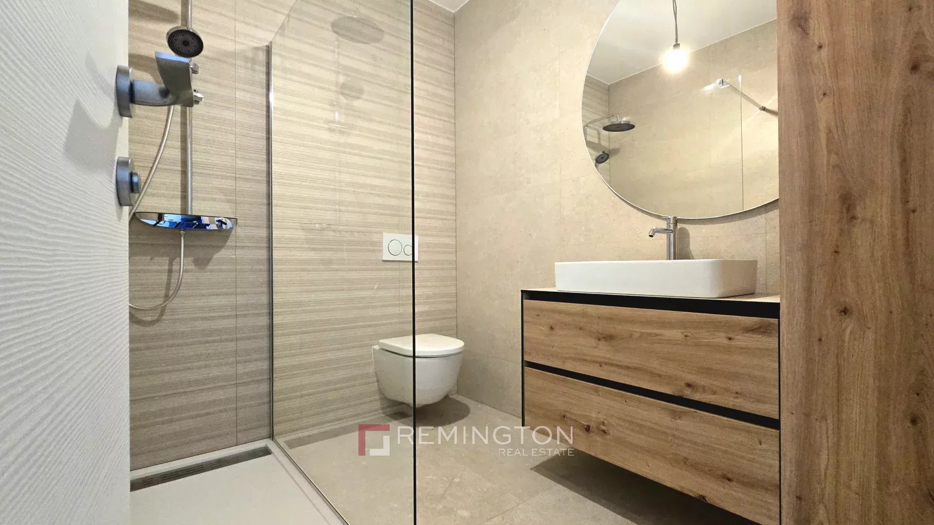 Villa/Townhouse's Image 8