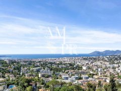 Luxury Sea View Apartment in Le Cannet | Panoramic Cannes Bay Vista — photo 2 of 7