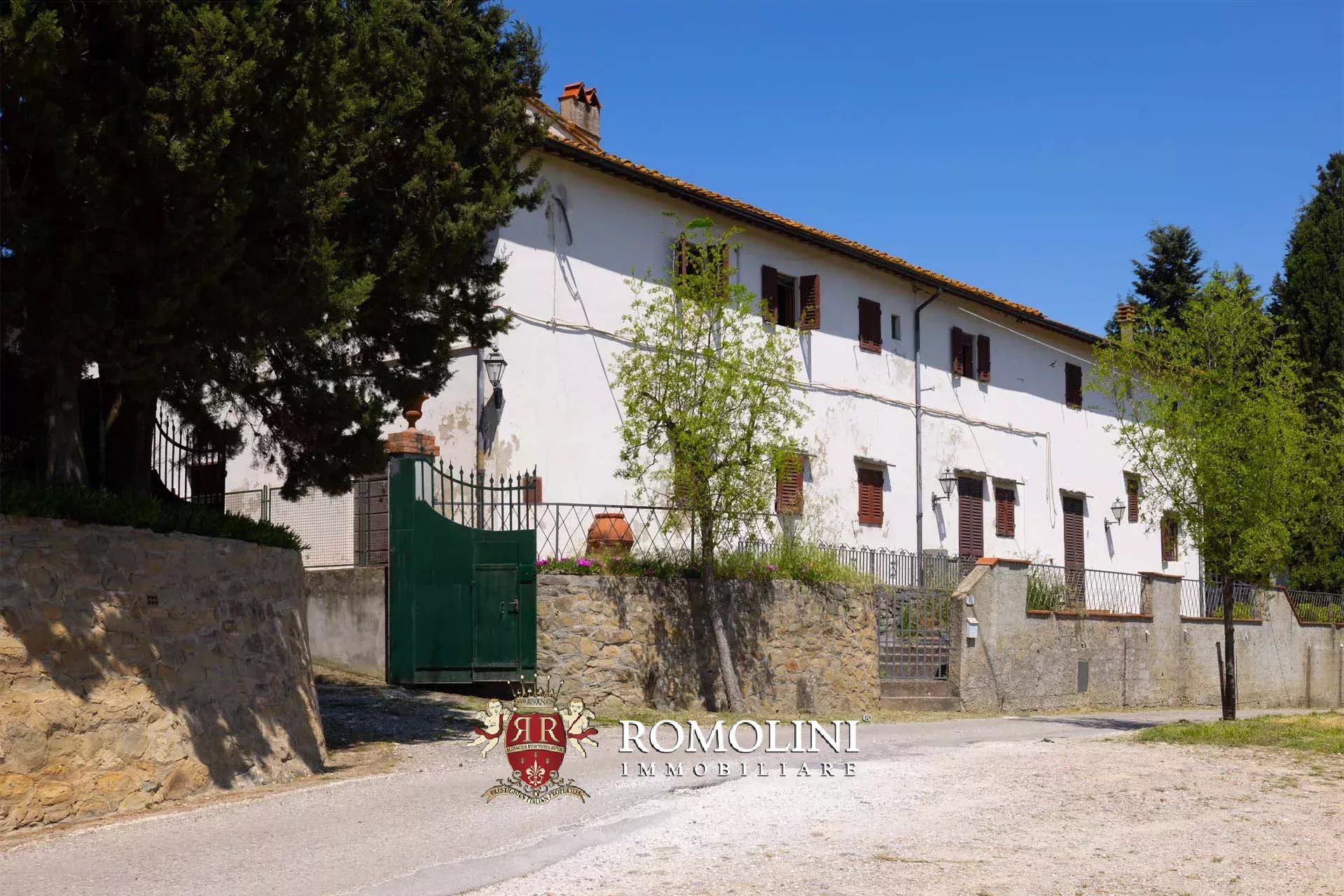30 Bedroom Vineyard's Image 67