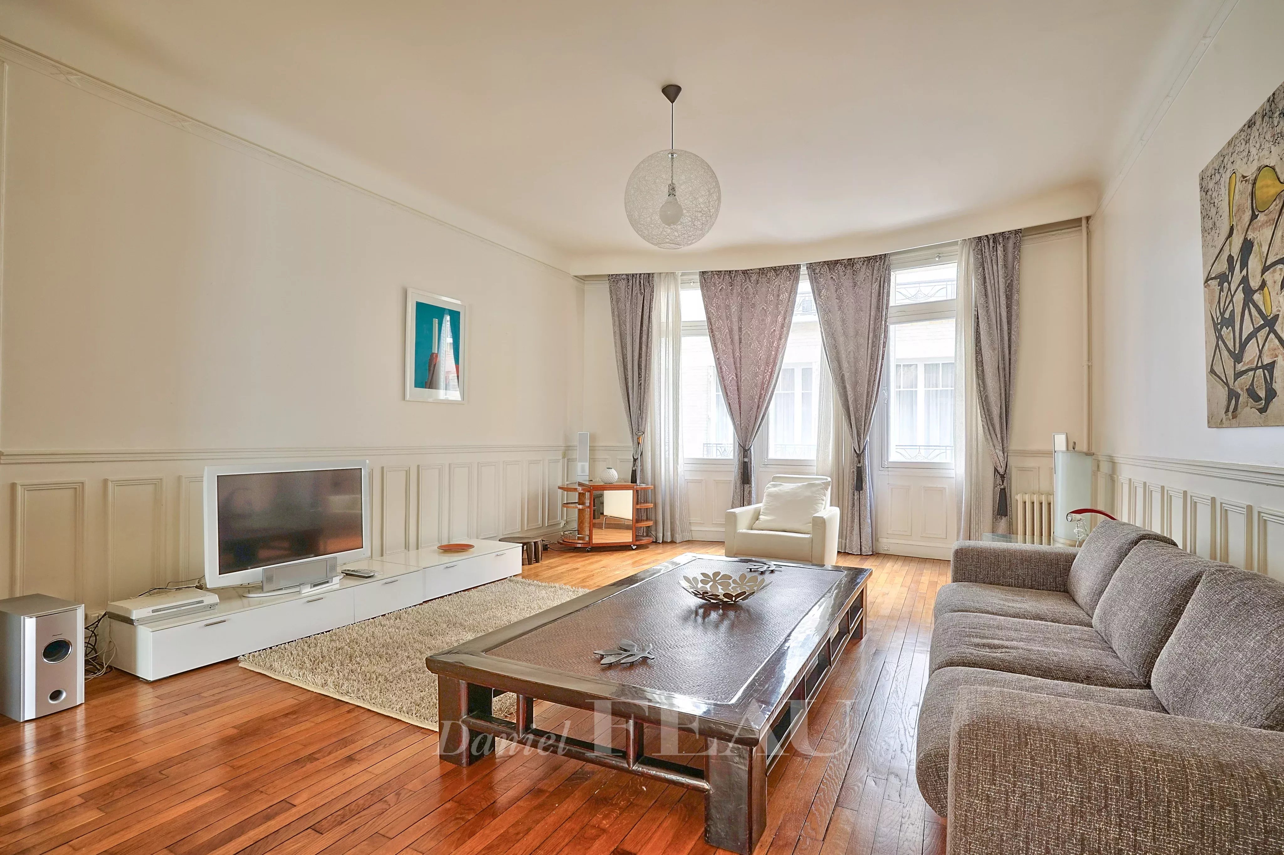Rental Apartment Paris 17th